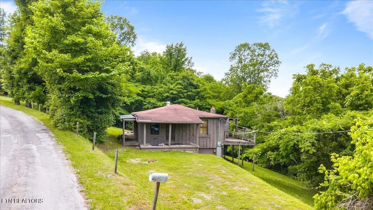 104 Jackson Rd