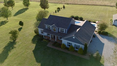 610 Rolling Meadows Ln Rickman TN 38580