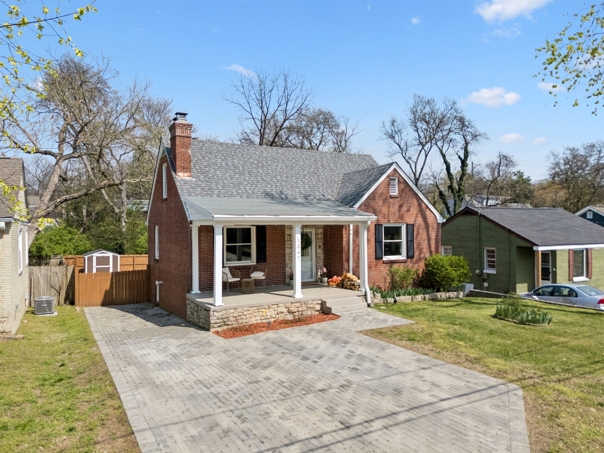 1247 Sunnymeade Drive