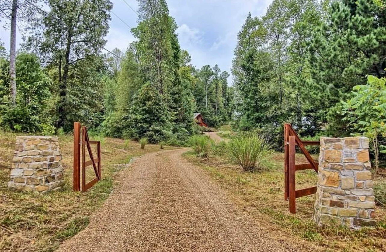 7364 Sugar Camp Hollow Rd