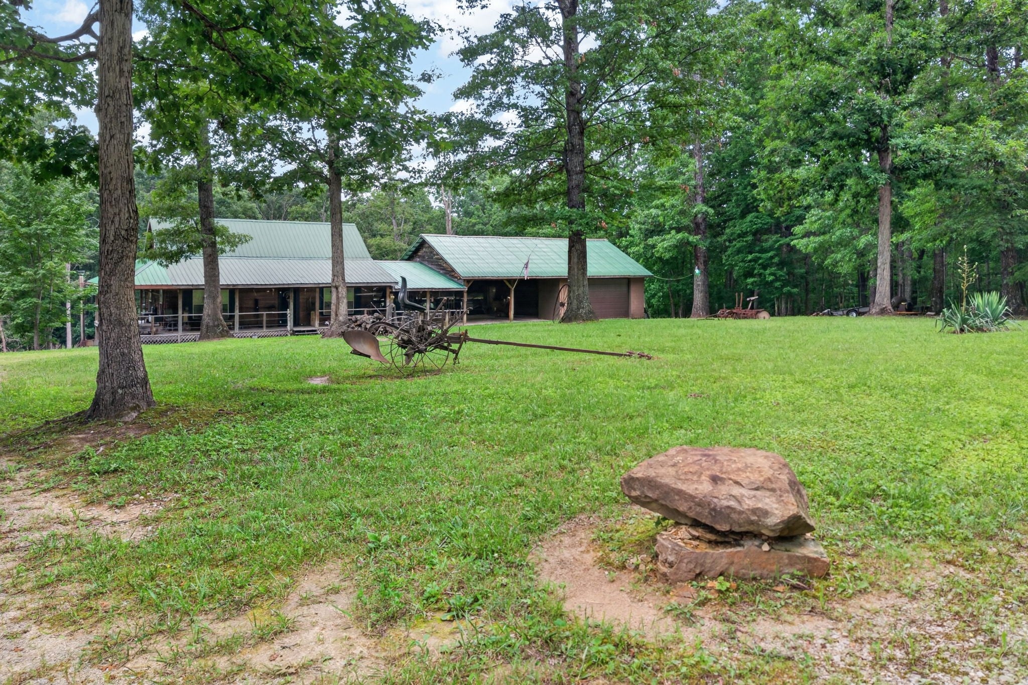 513 Valley Ridge Rd