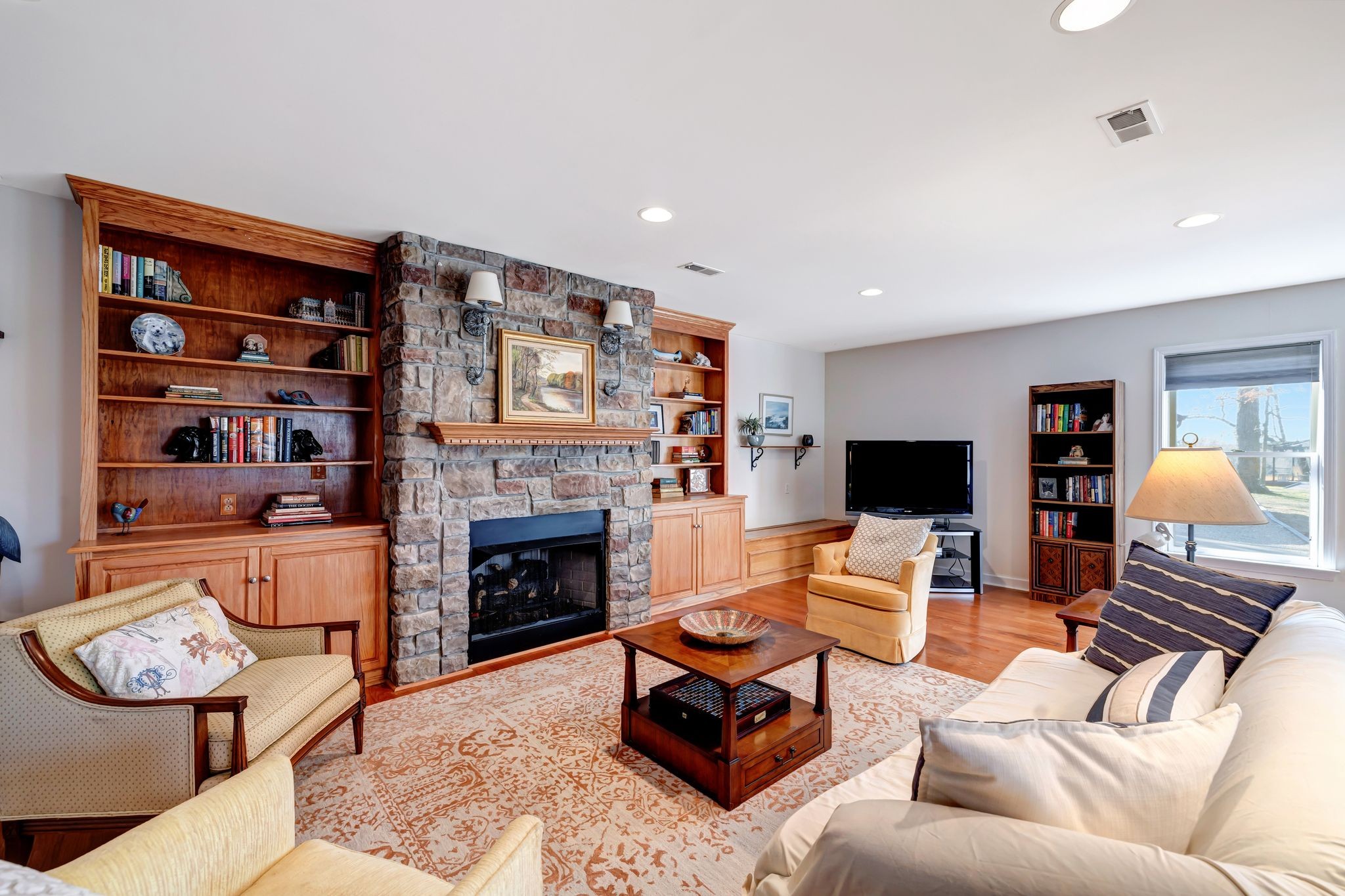 Fairview, Tennessee 37062, United States, 4 Bedrooms Bedrooms, ,2 BathroomsBathrooms,Residential,Pending,93813