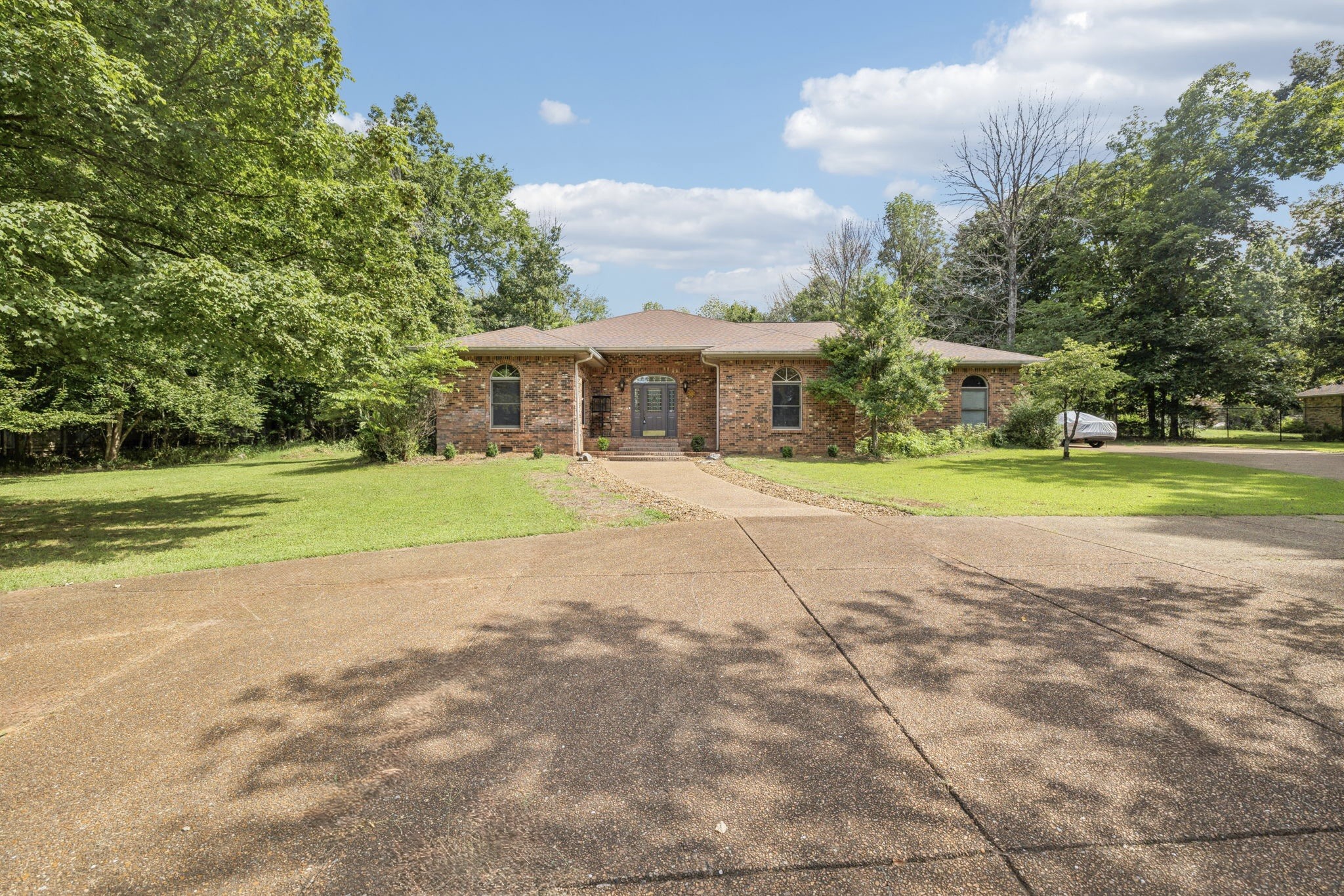 1623 Stewarts Ferry Pike