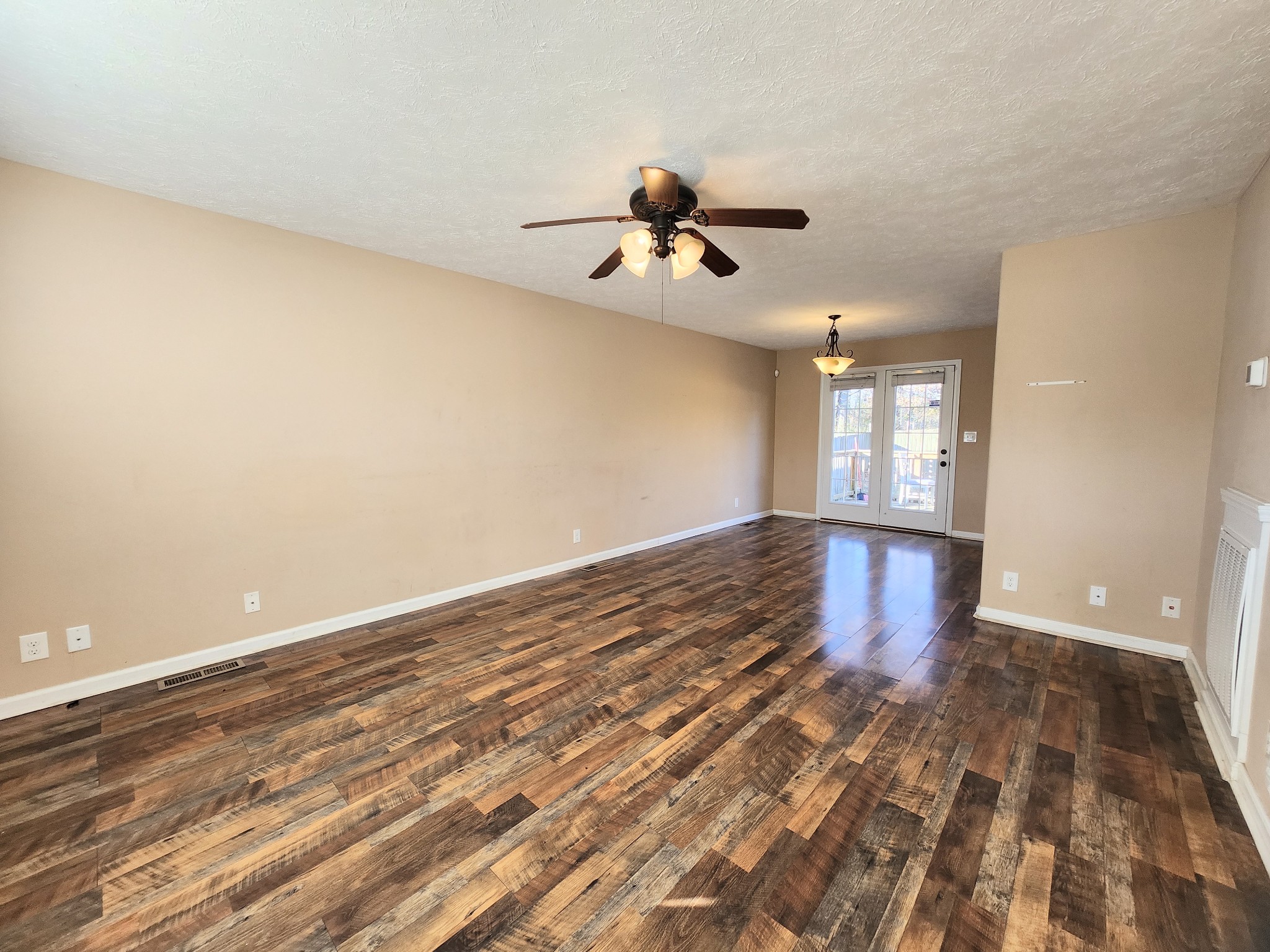 1857 Jackie Lorraine Dr