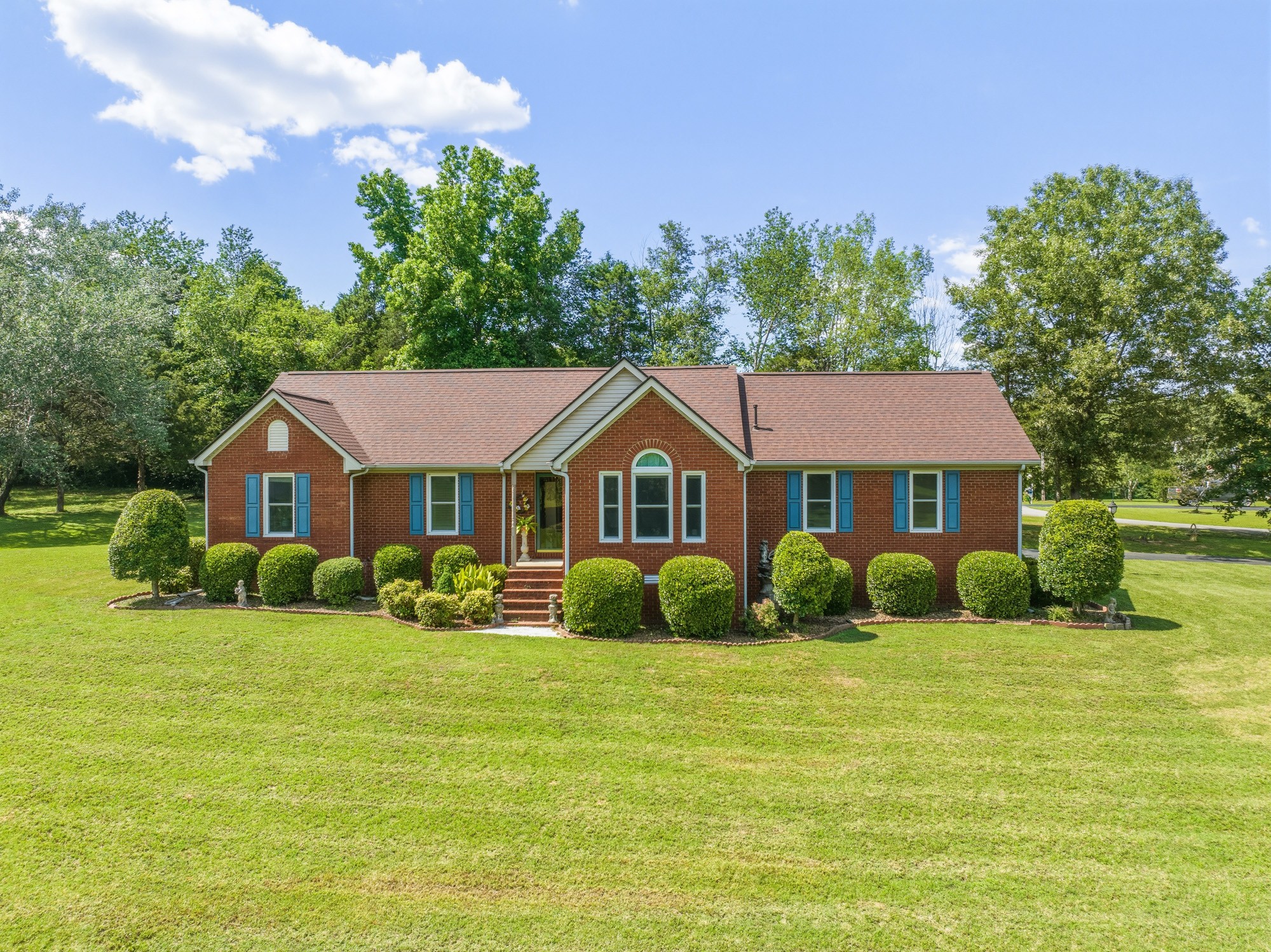 33 Hillview Dr