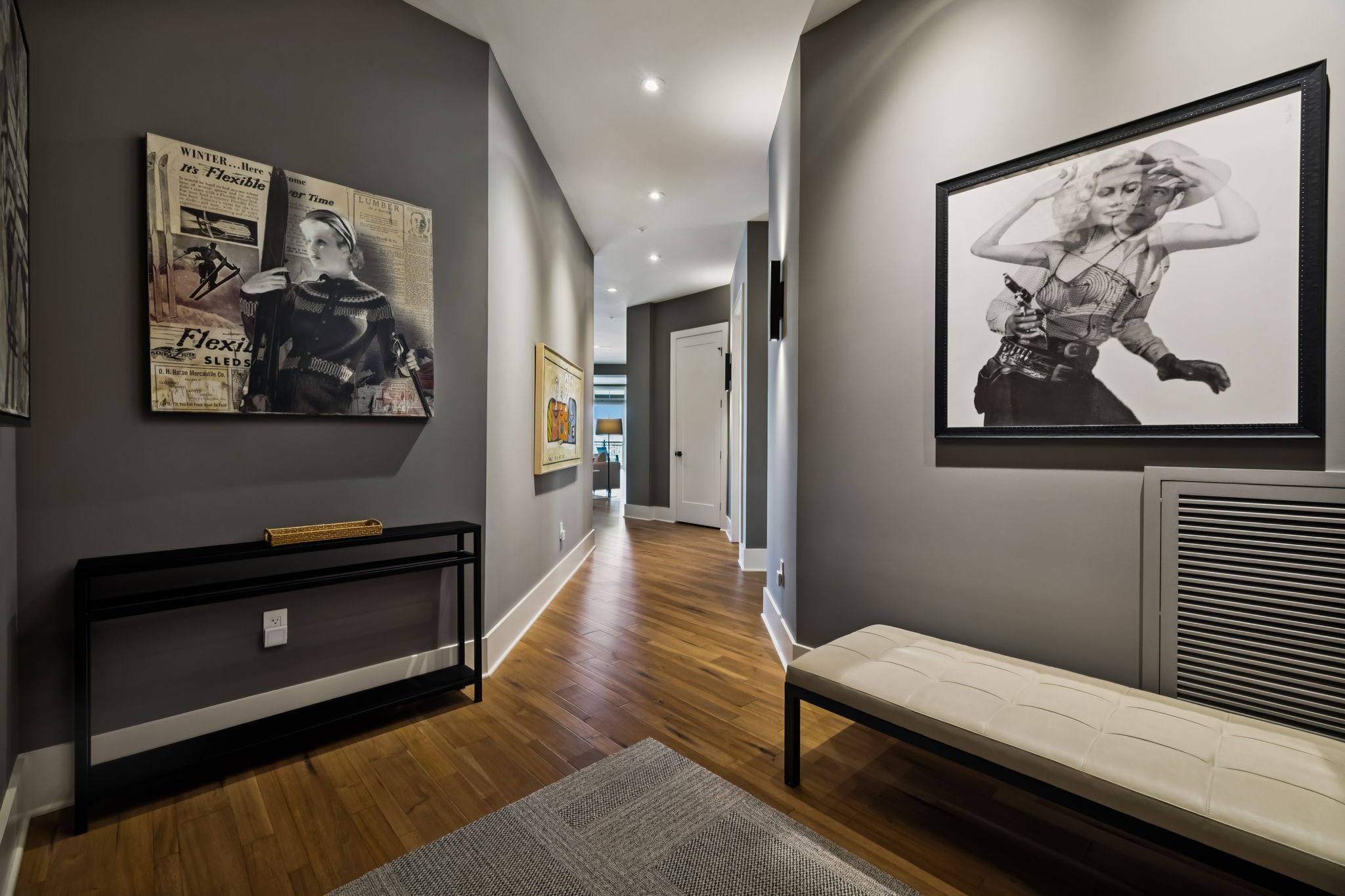 1024 Club View Dr C302