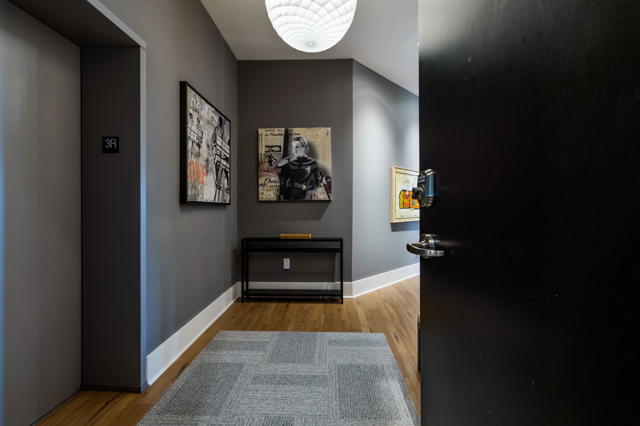 1024 Club View Dr C302