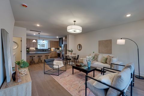 Photo of 975 Dozier Pl #4*, Nashville, TN 37216 (MLS # 3179447)