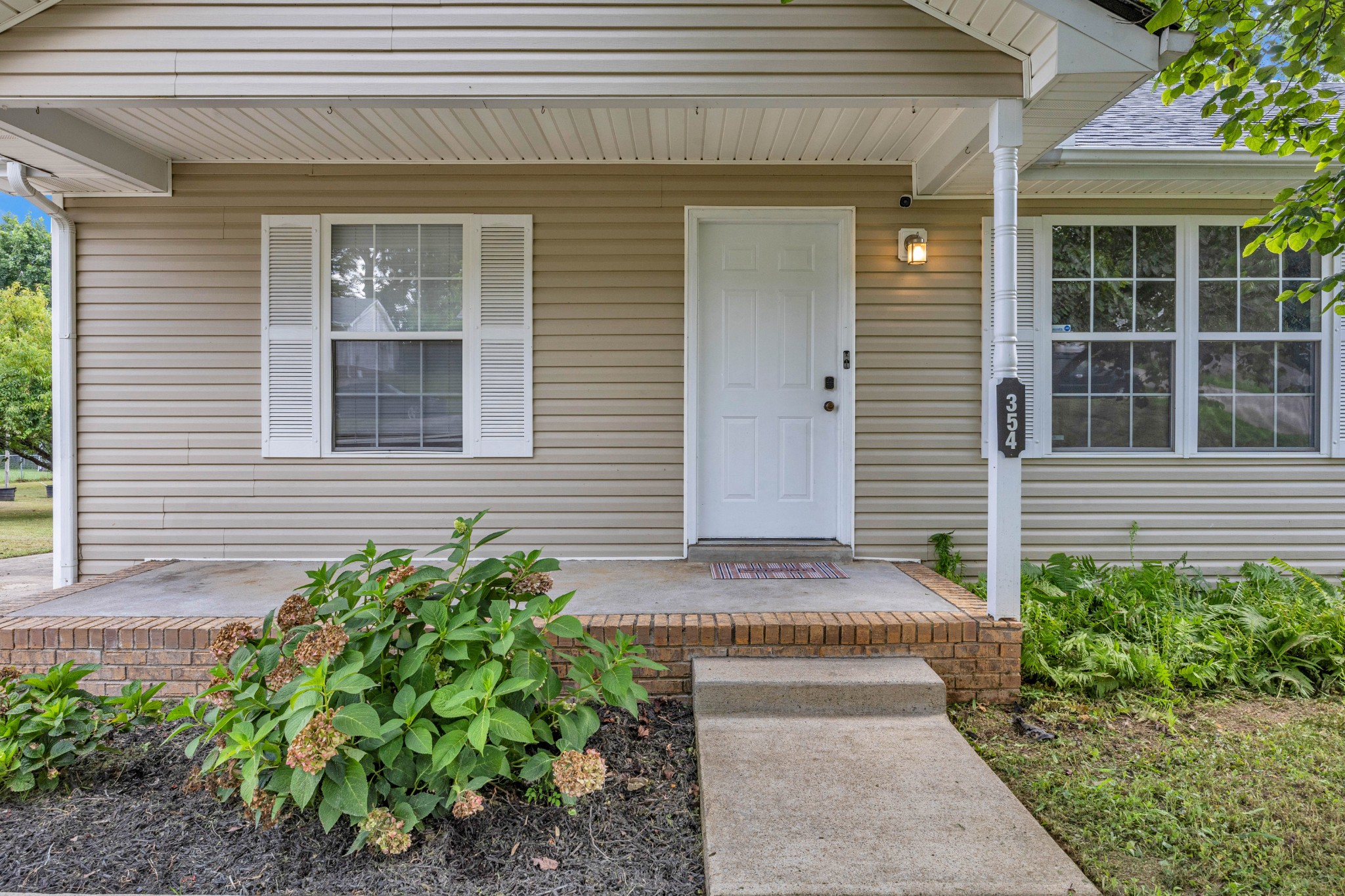 354 Donna Dr