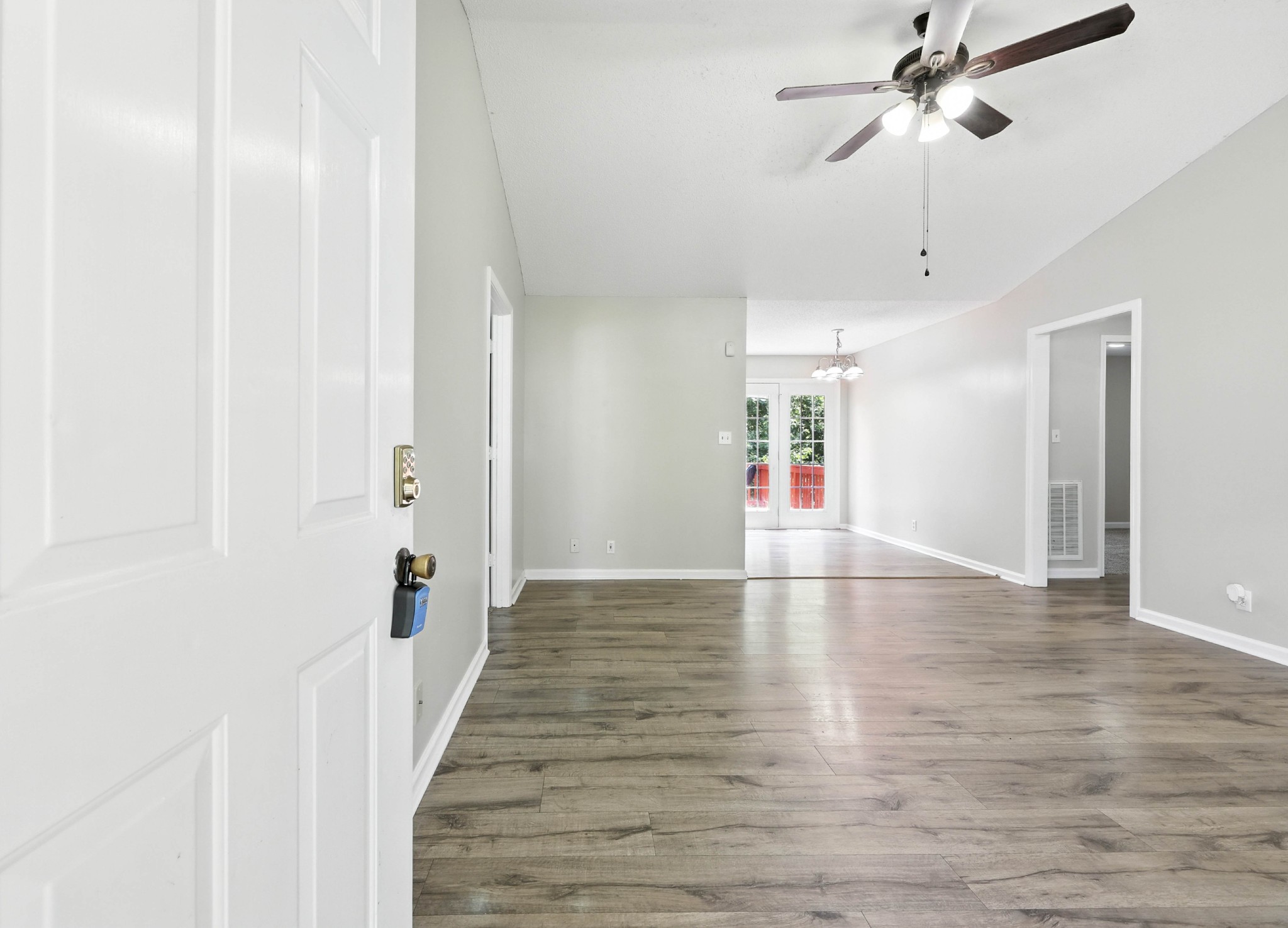 354 Donna Dr