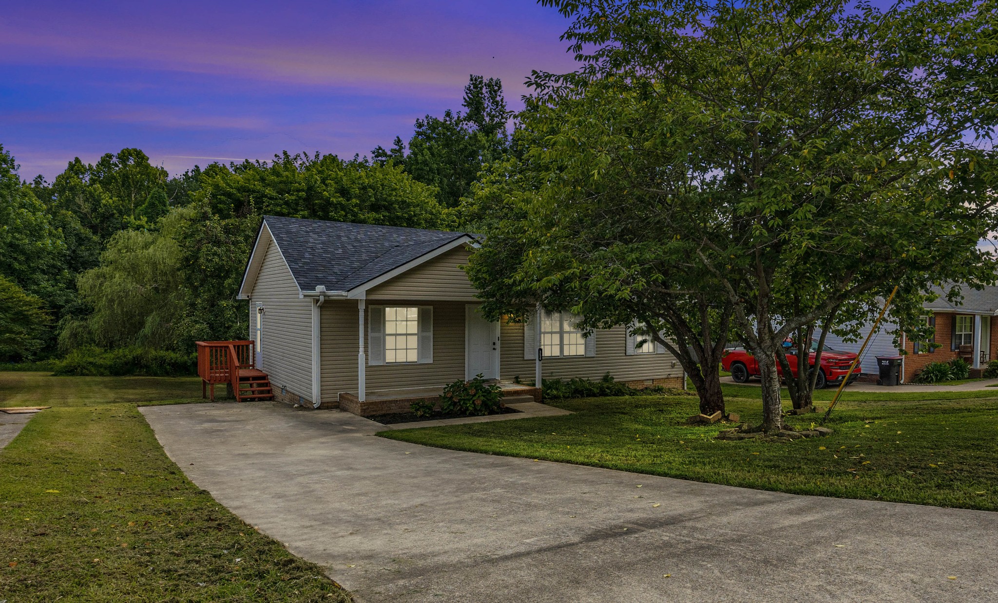 354 Donna Dr