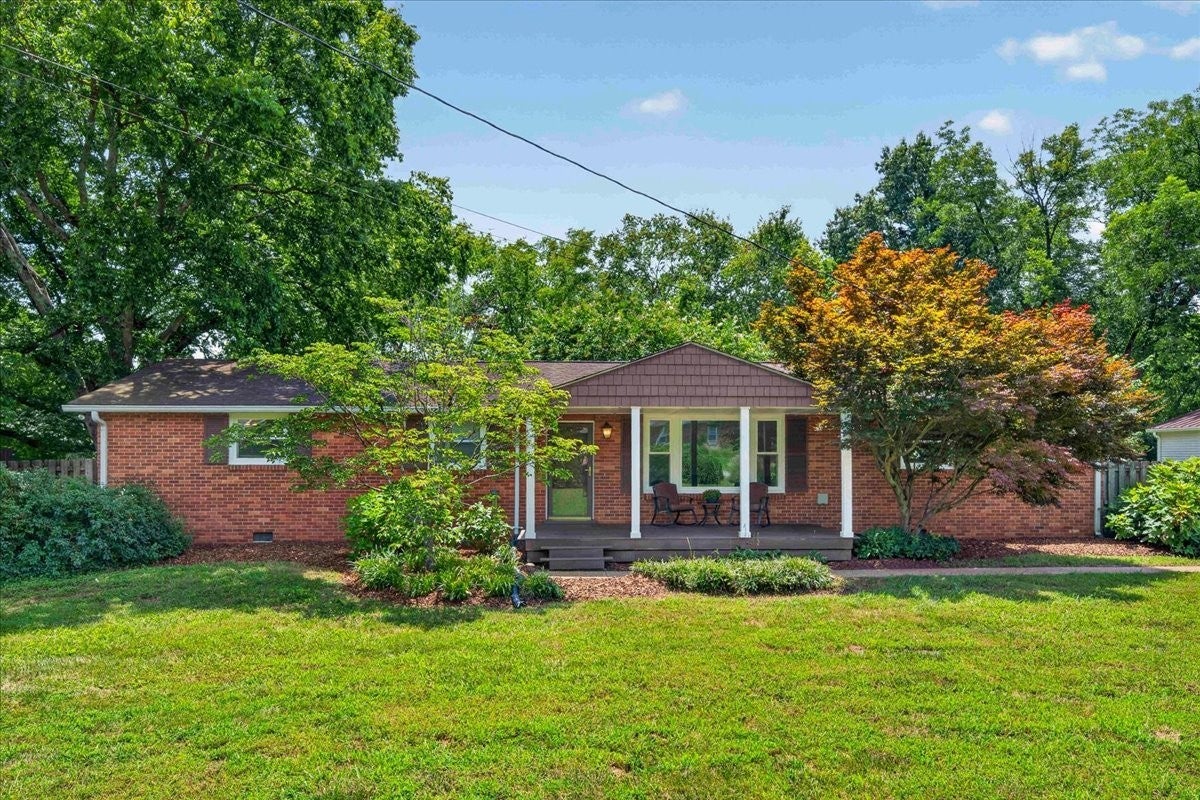 309 Stable Rd