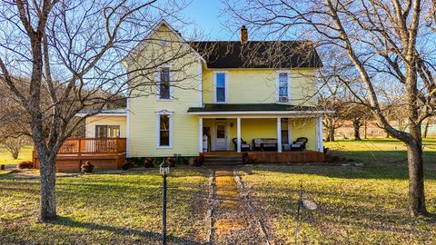 963 Liberty Pike Bell Buckle TN 37020