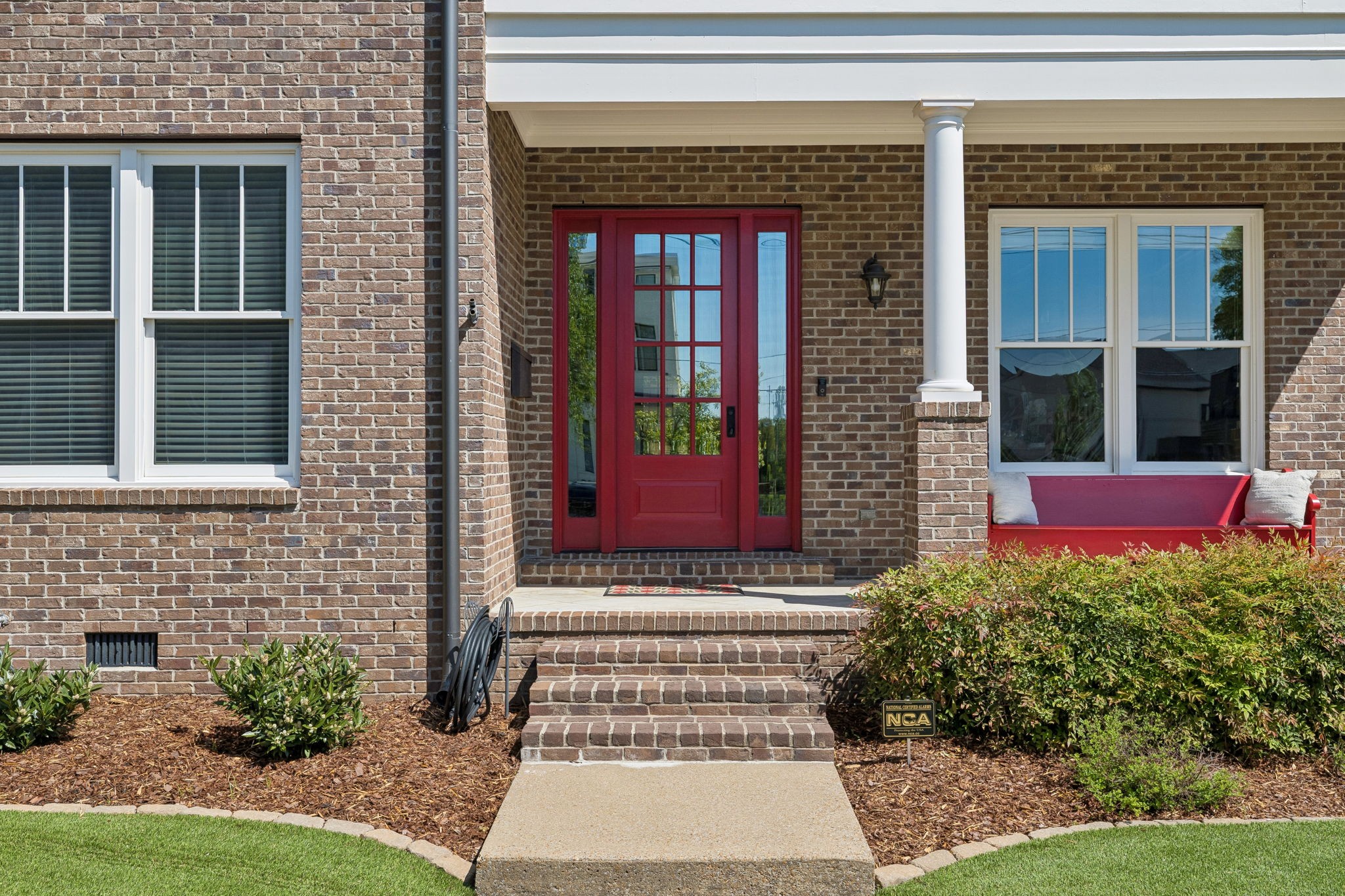 1500 King Hollands Avenue