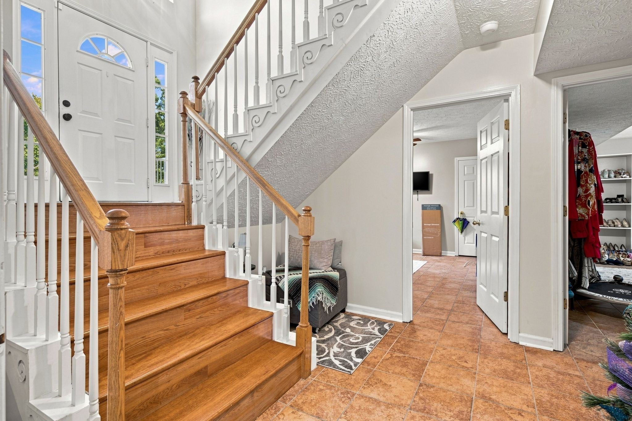 1098 Williamson Rd