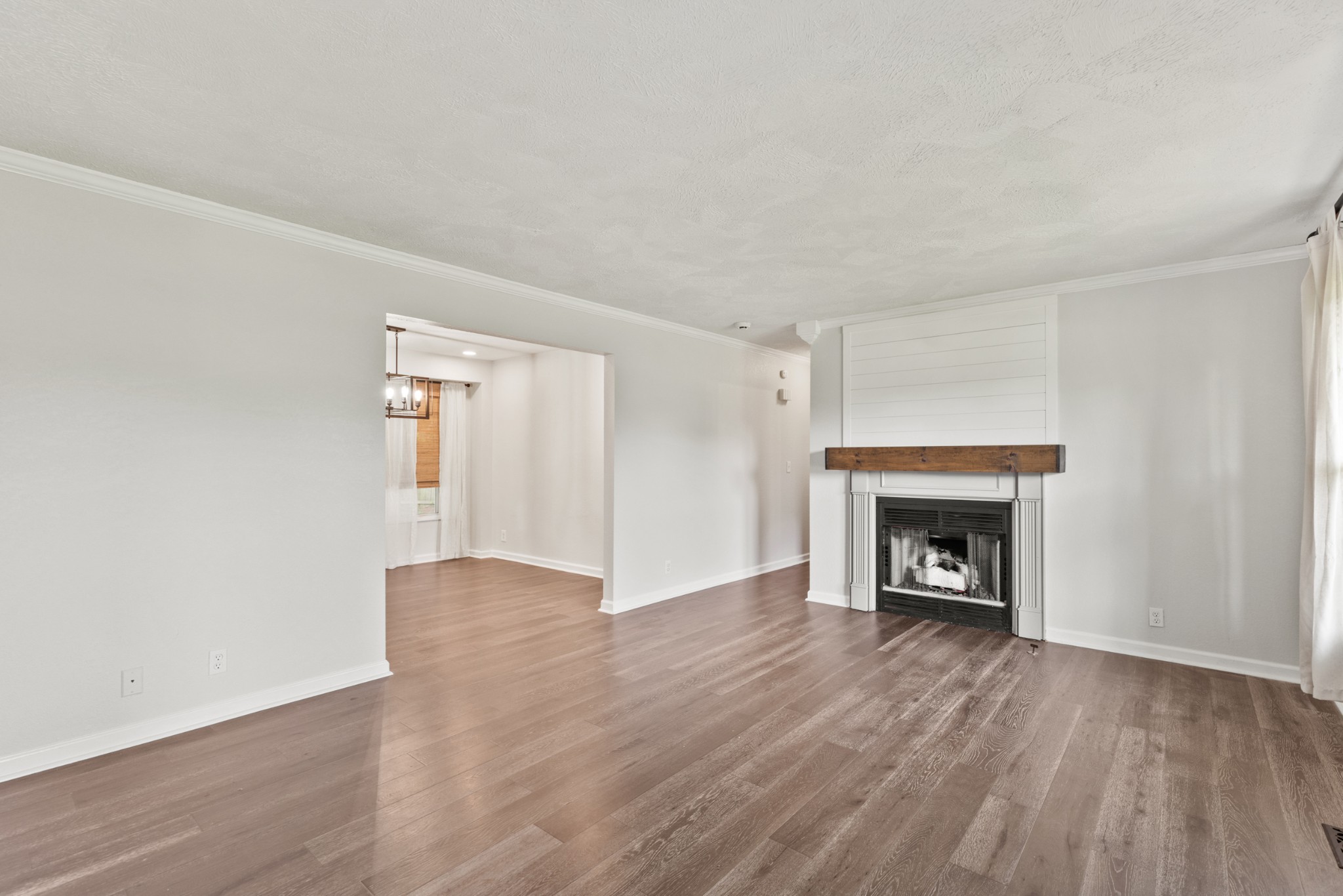 8205 Brownstone Ext