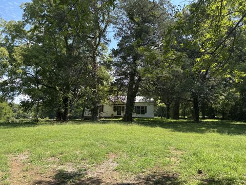 2445 N Commerce Rd Lebanon TN 37090