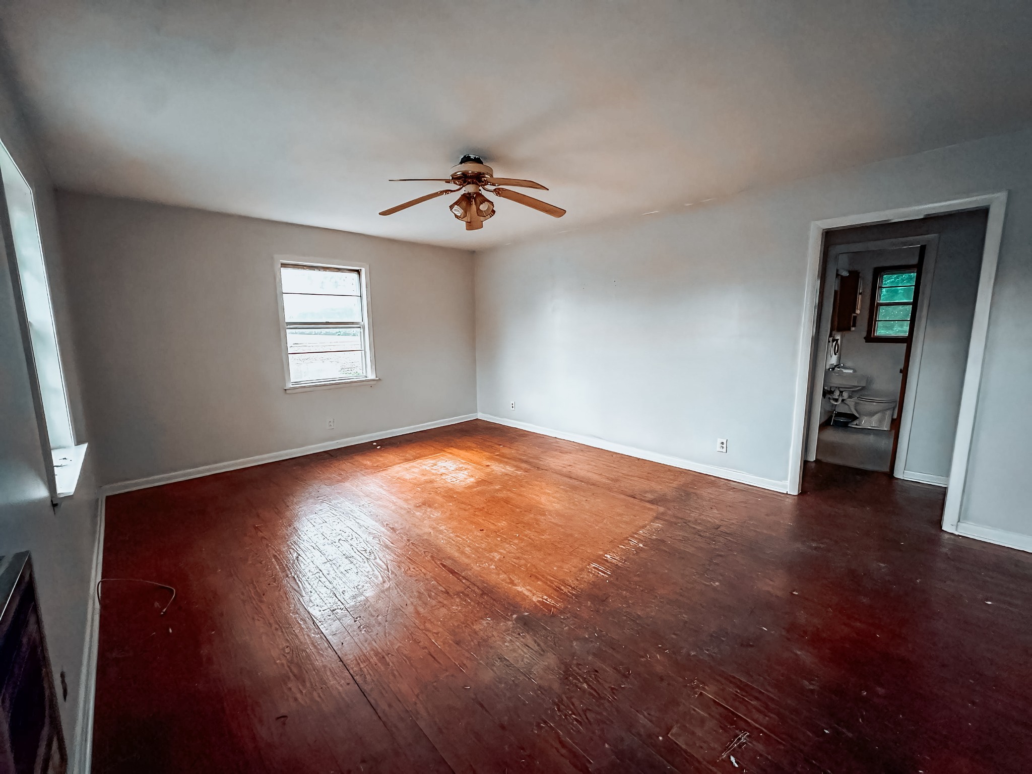 261 Camargo Rd