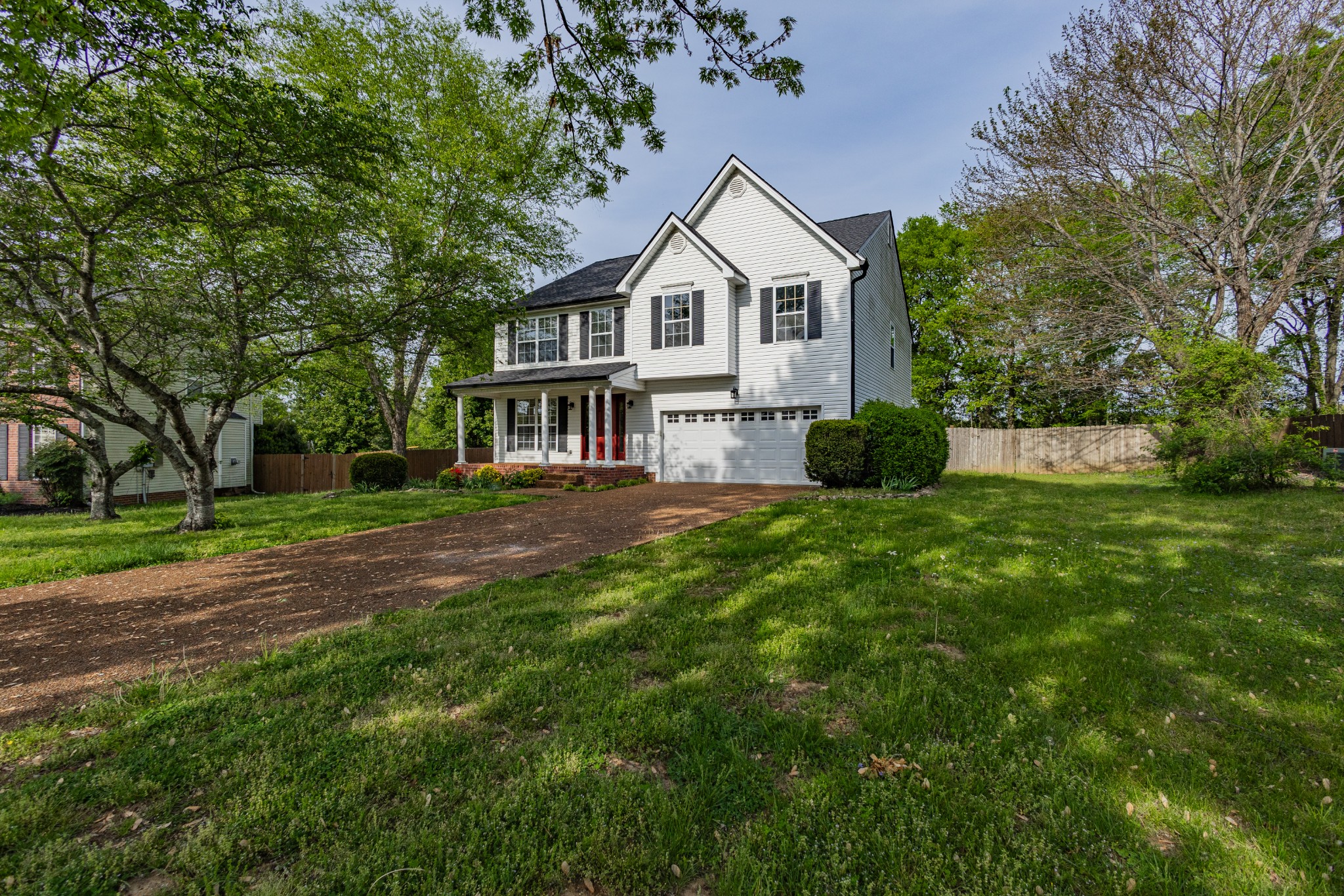 2236 Hayward Ln