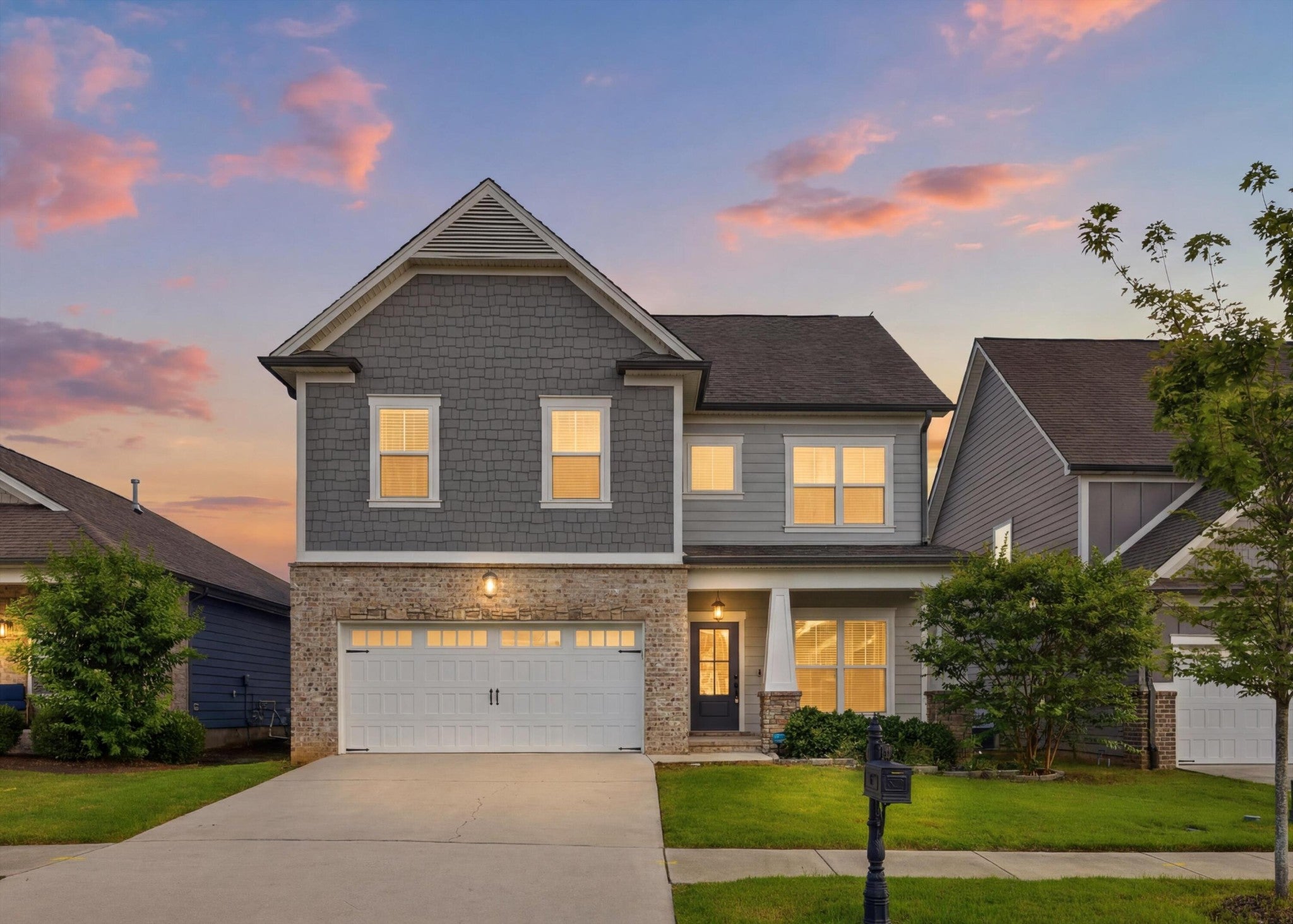 8512 Red Deer Lane