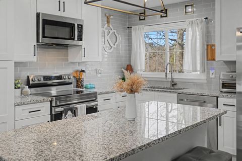 629 Rockwood Dr Hermitage TN 37076