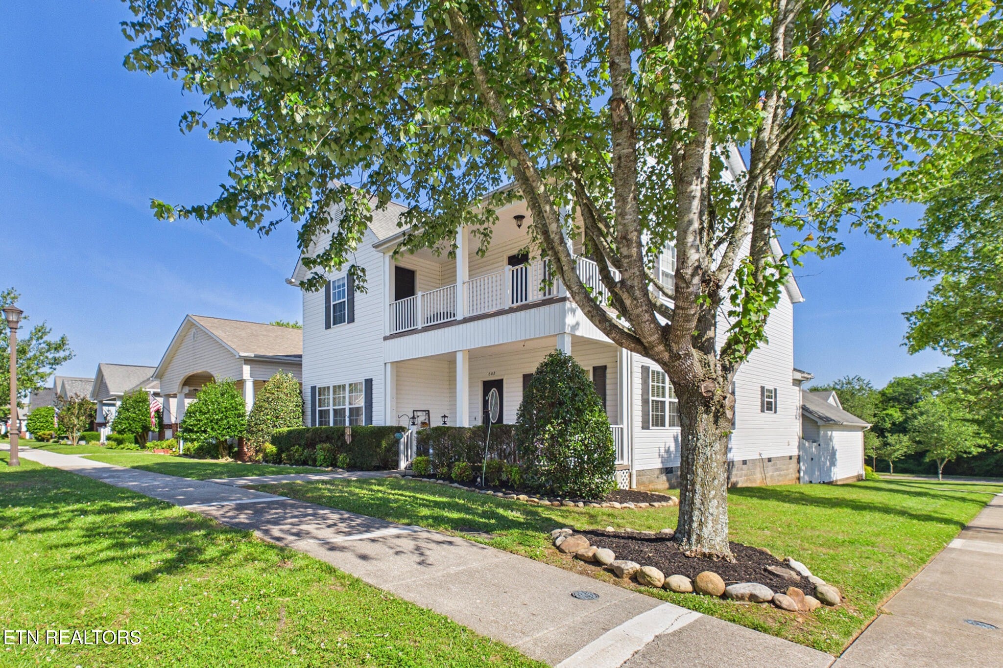 602 Stratford Ave