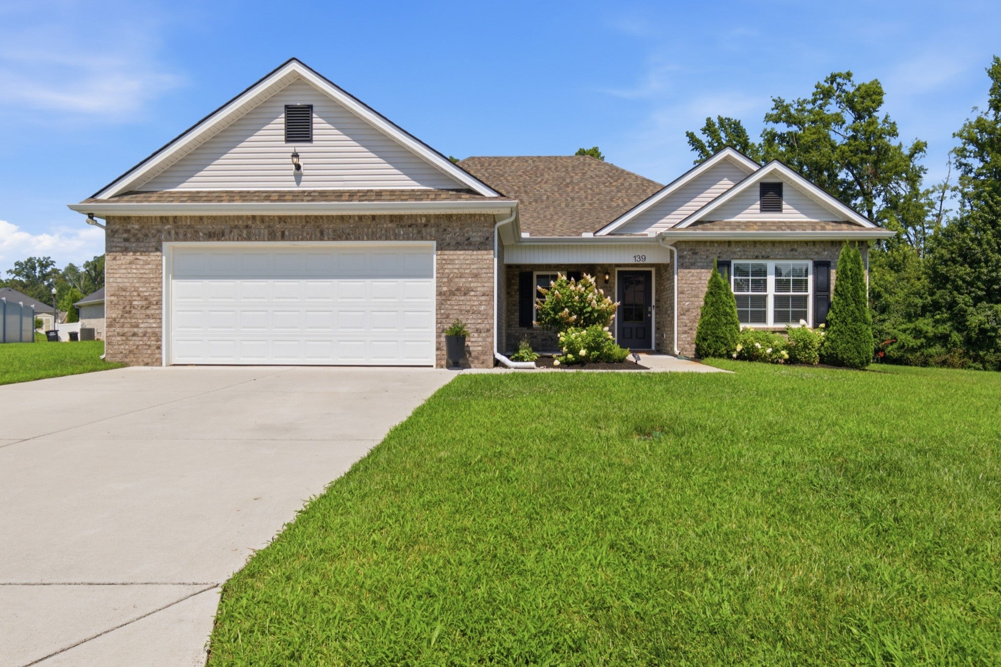 139 Pinnacle Point Ln