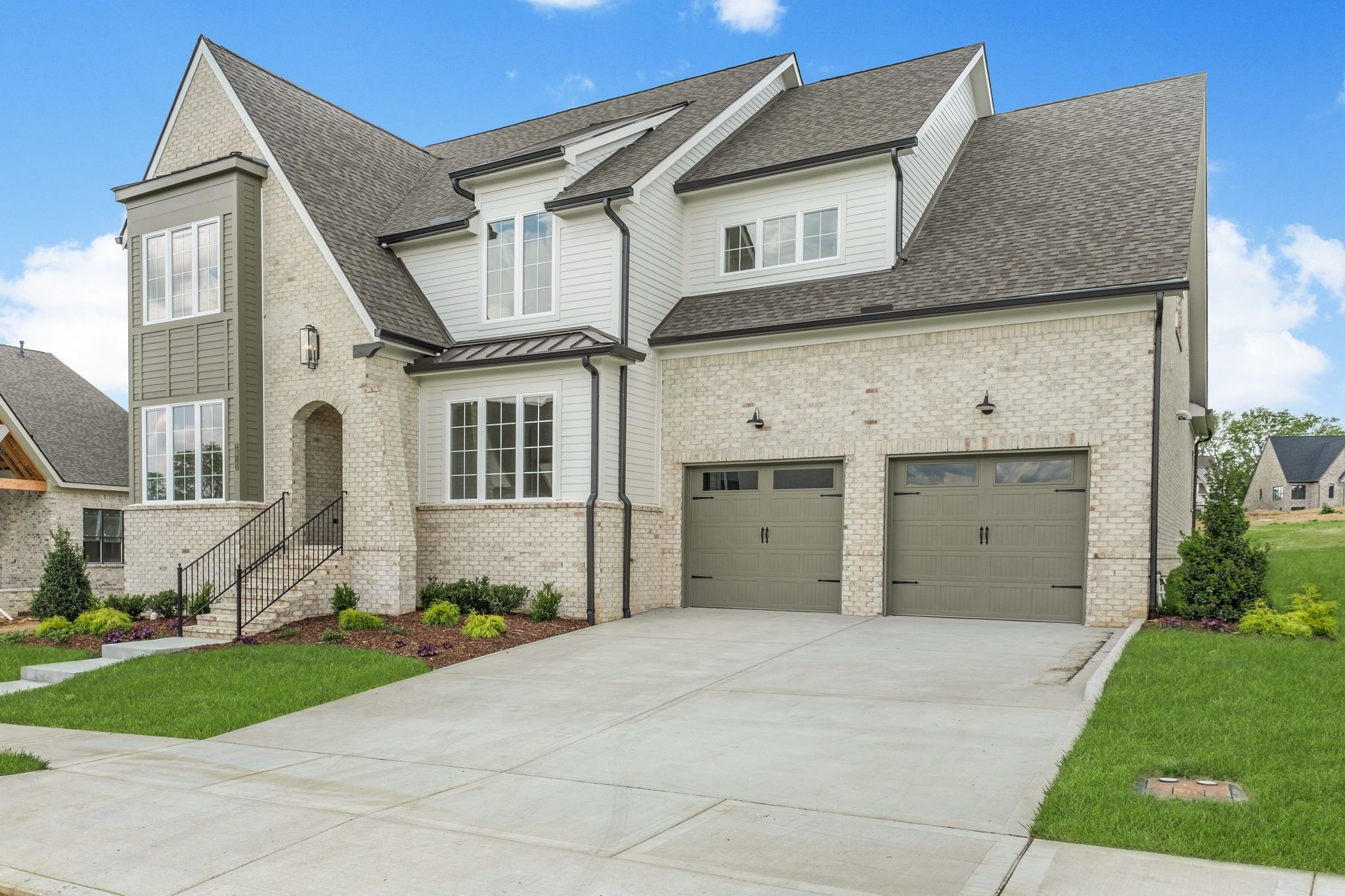 2915 Avenue Downs Dr