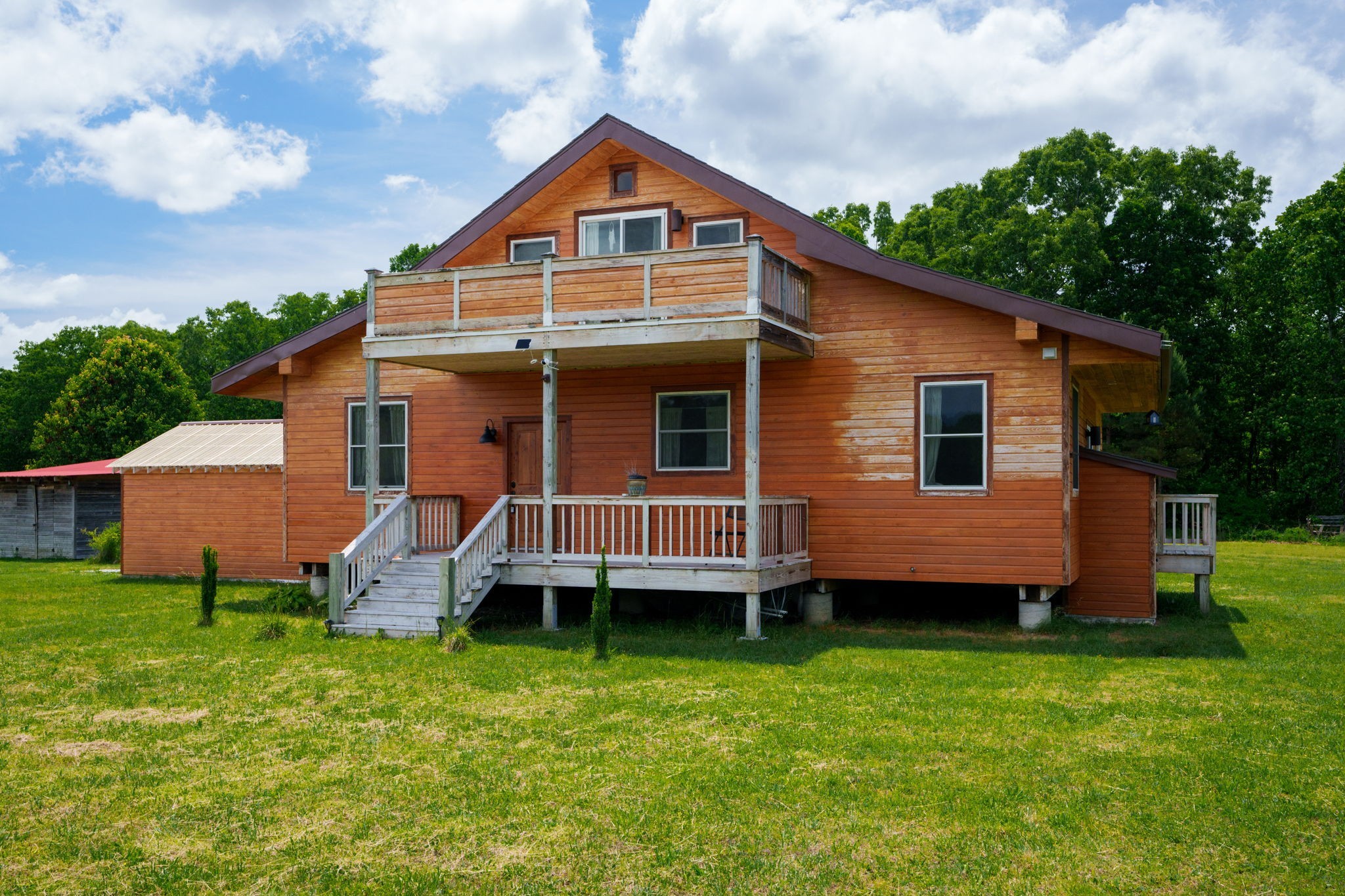 802 Drake Ln