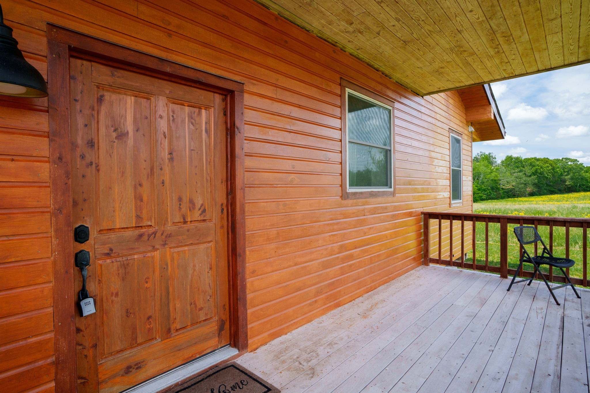 802 Drake Ln