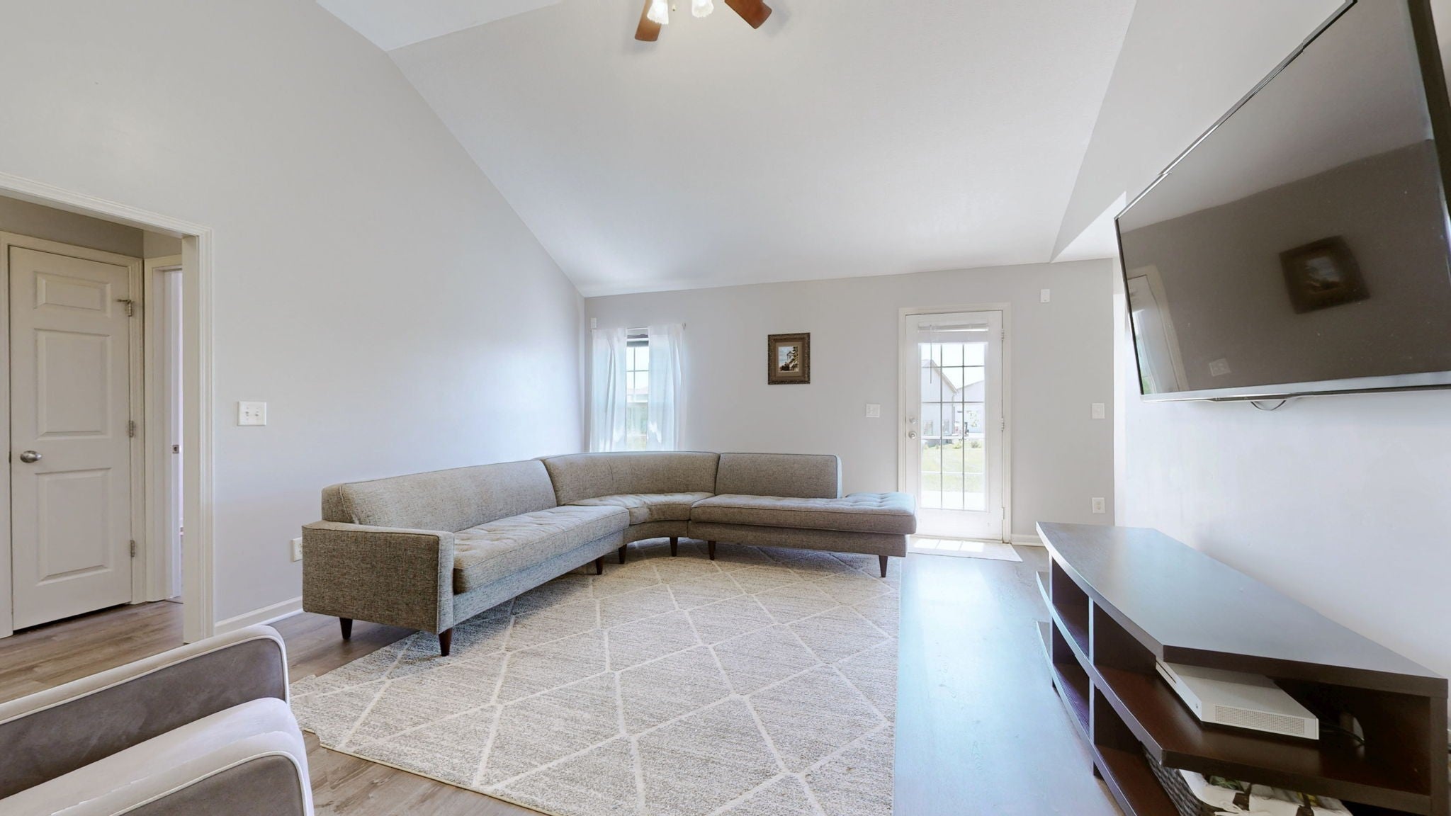 3006 Ping Ct