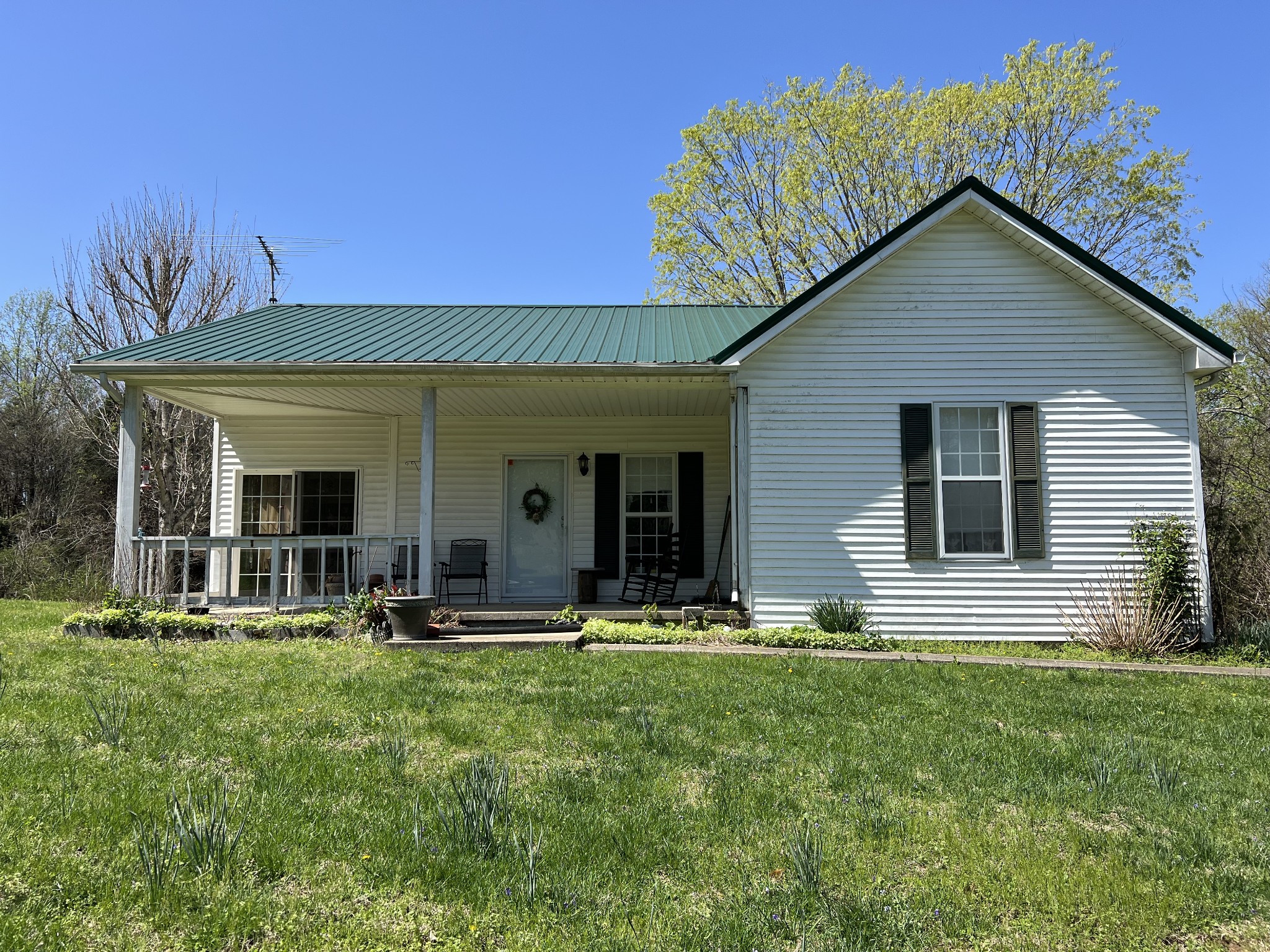 194 Davenport Ln