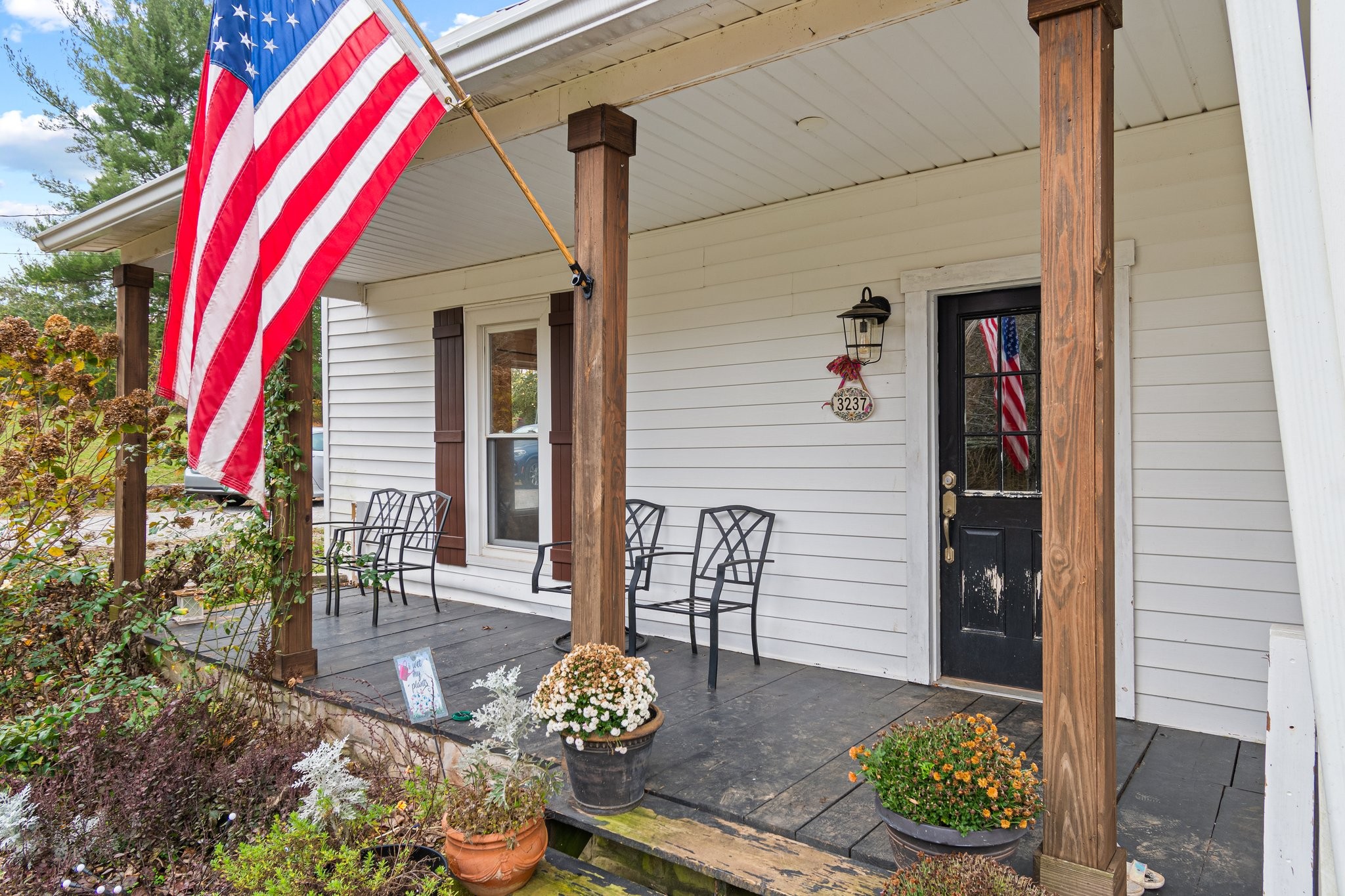 3237 Williamsport Pike