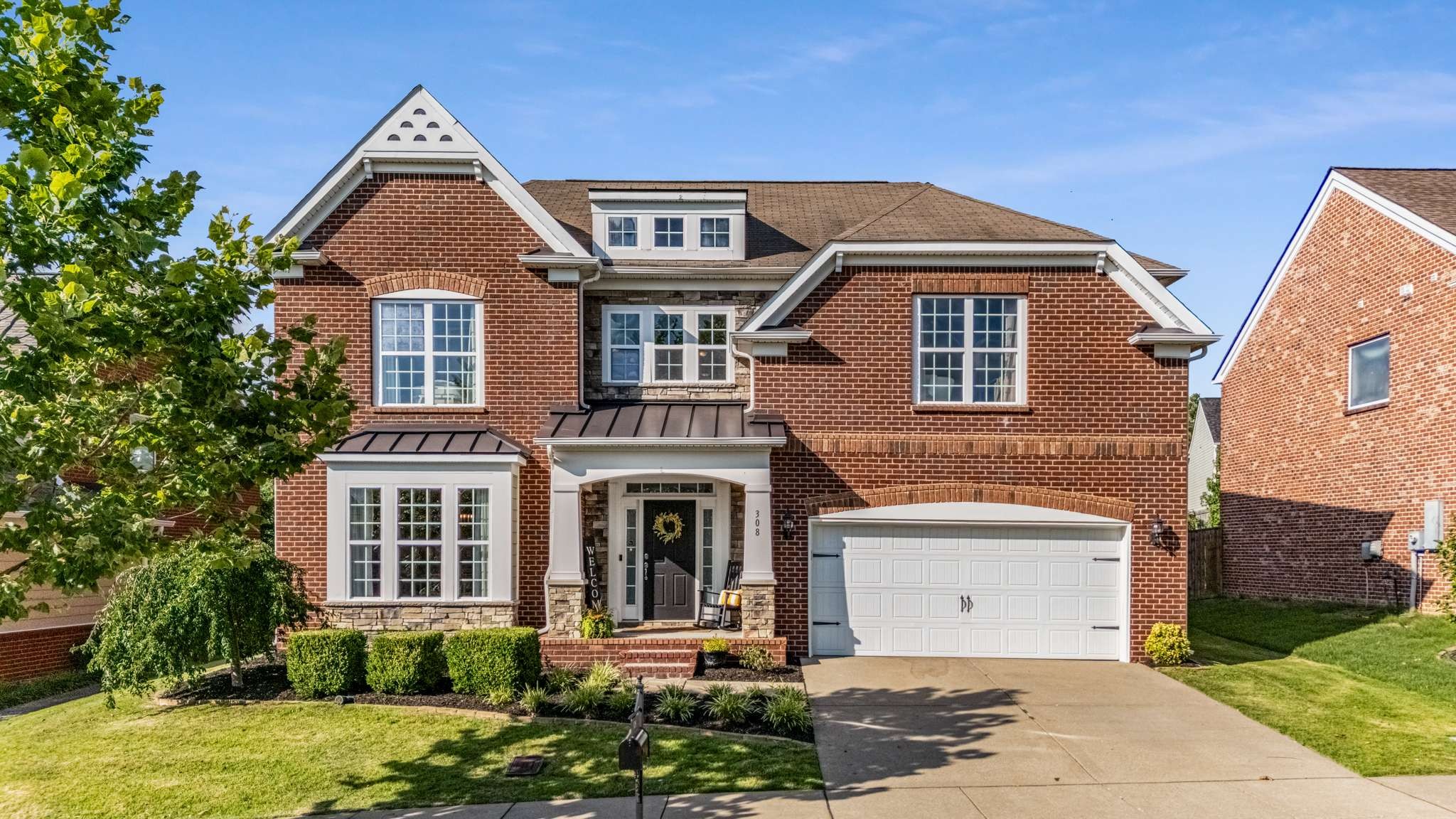 308 Valleyview Dr