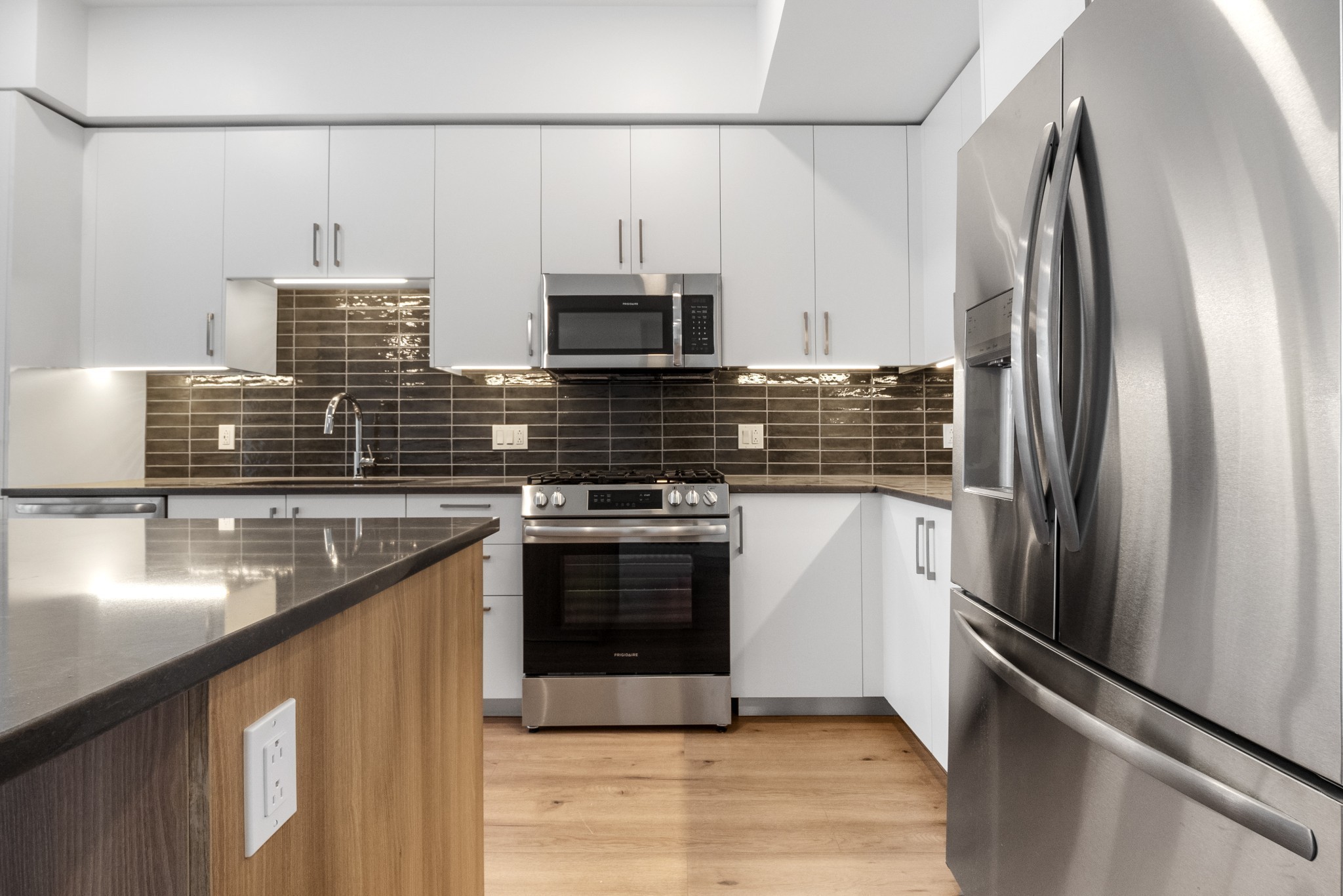 1212 Demonbreun St A5 (H)