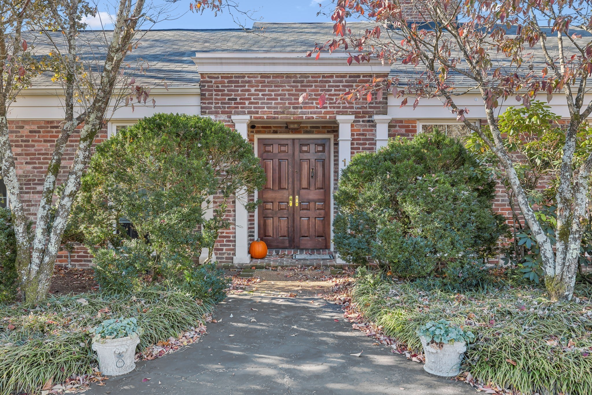 115 Vossland Dr