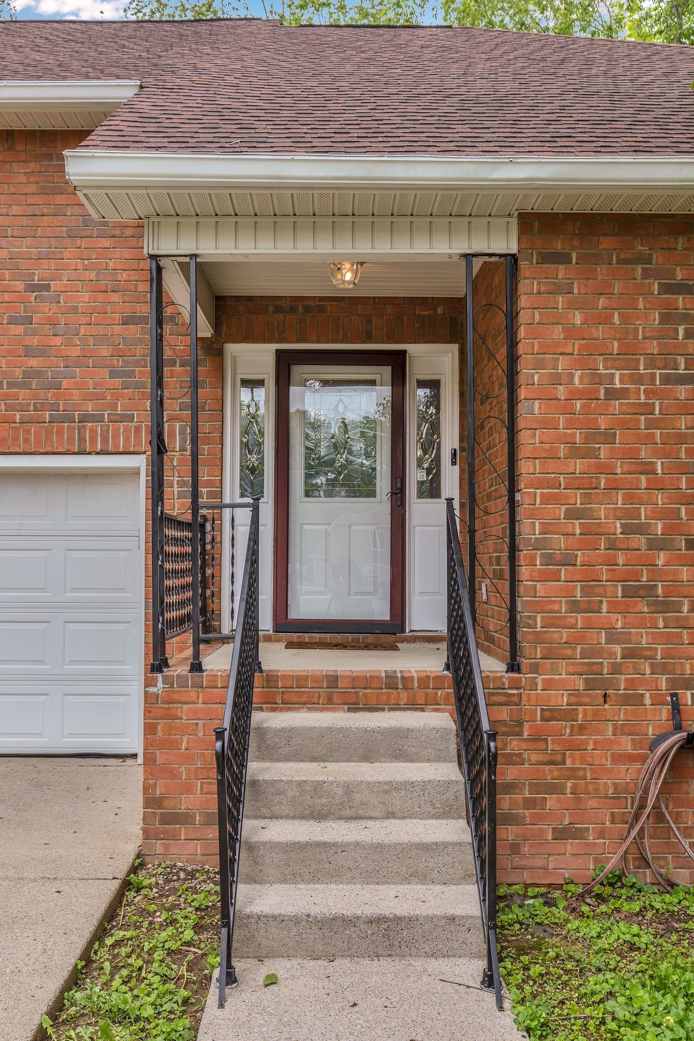 121 Buena Vista Ct