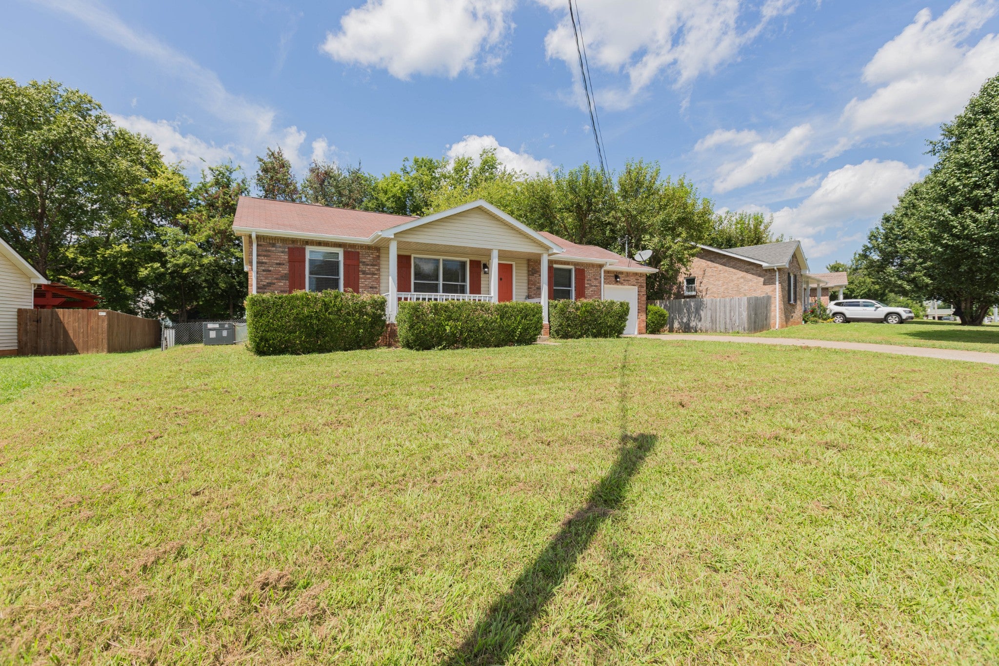 3820 Marla Cir
