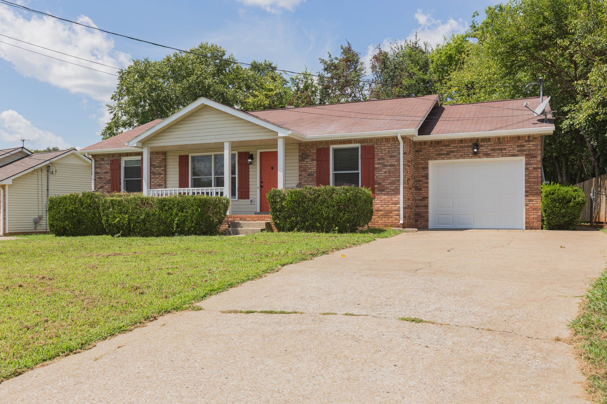 3820 Marla Cir