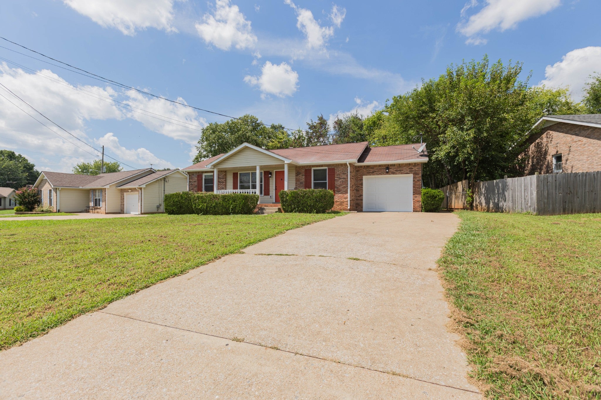 3820 Marla Cir