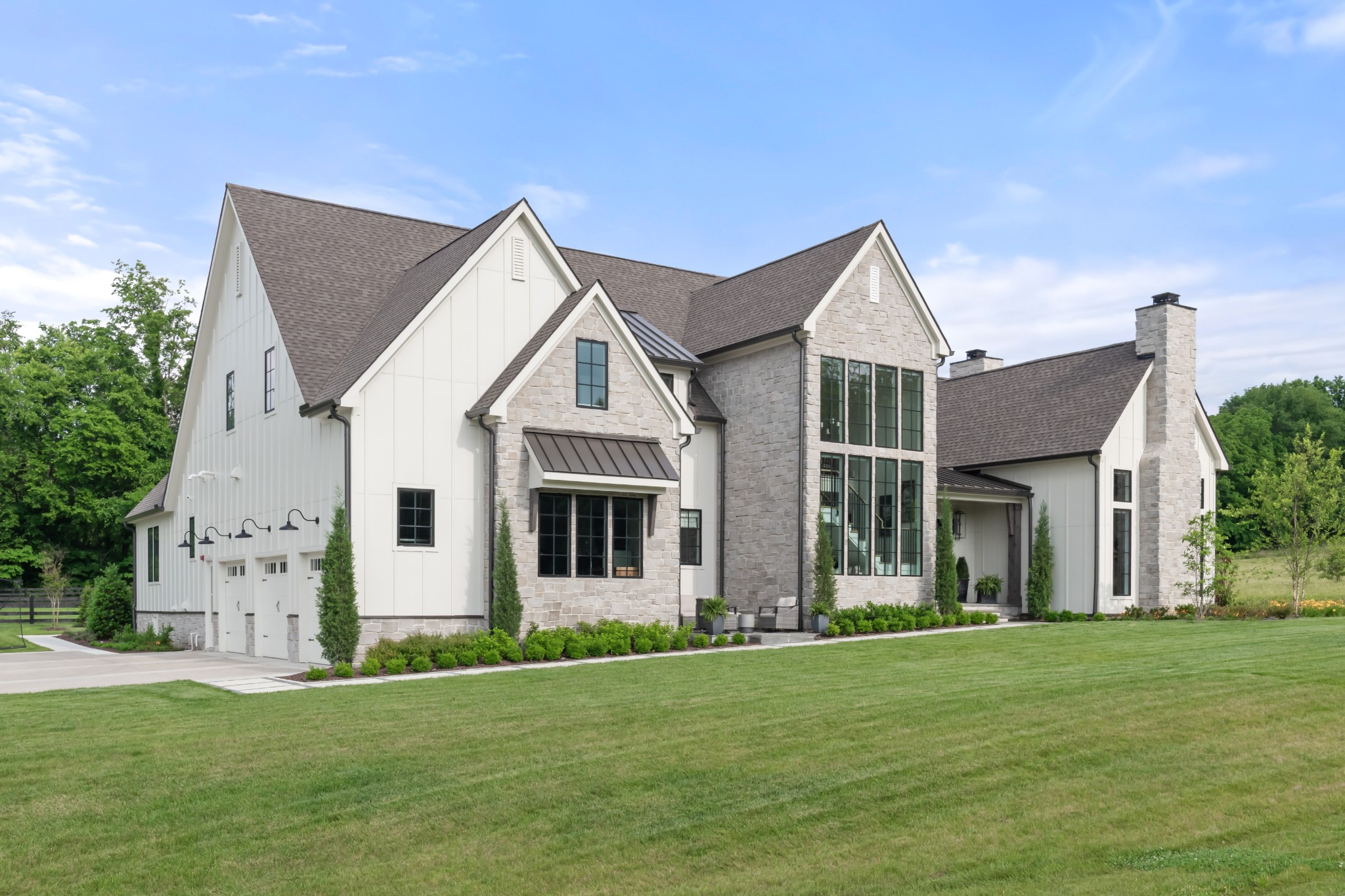 1936 Silver Fox Rd