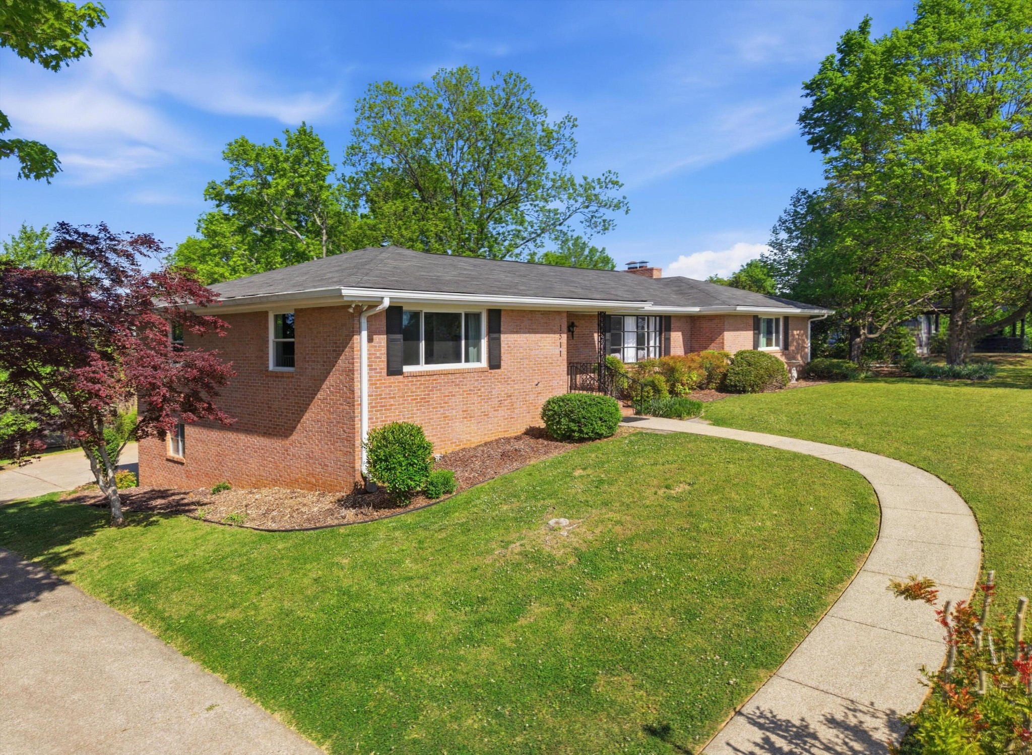 1511 Bunker Hill Drive