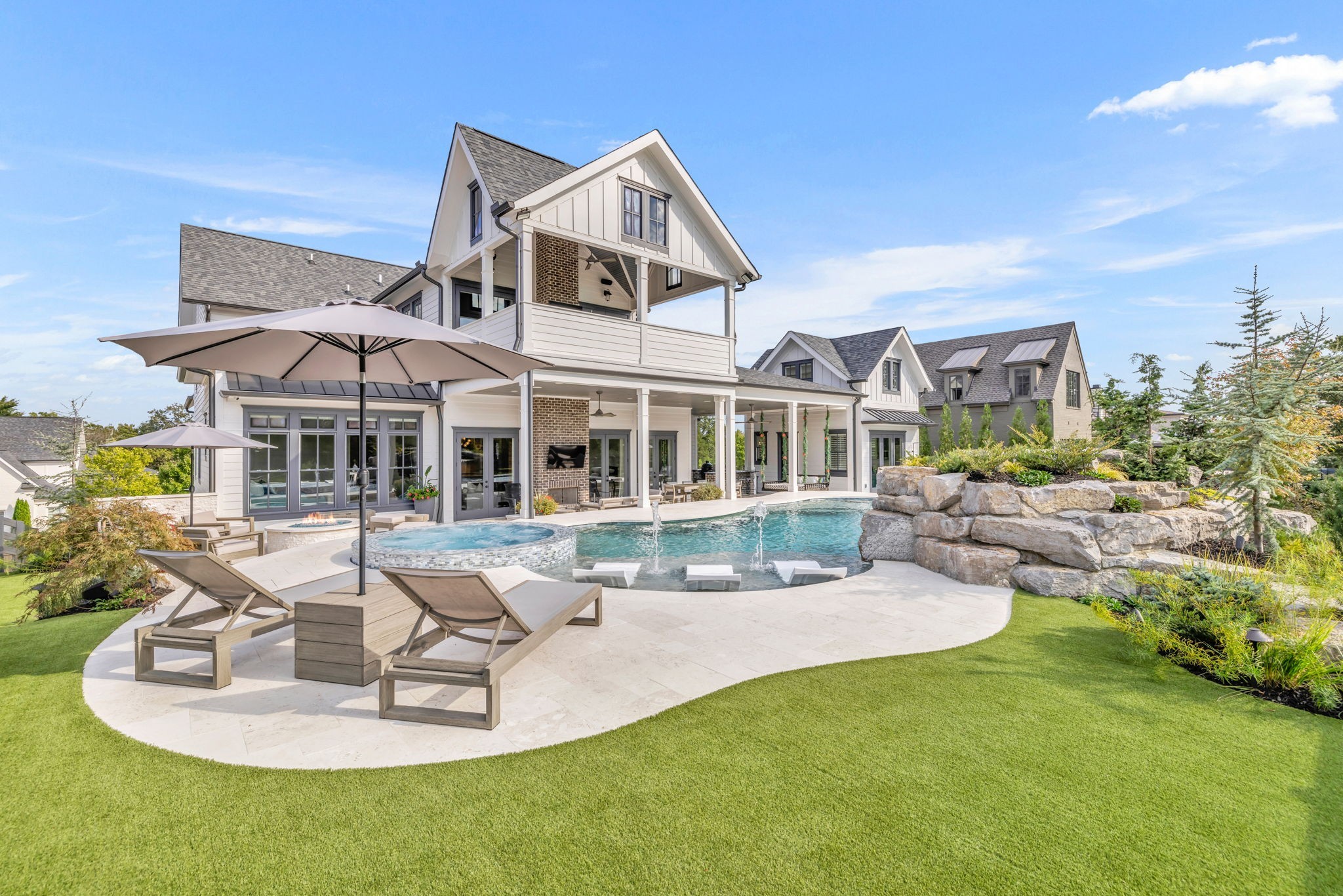 7048 Lanceleaf Dr