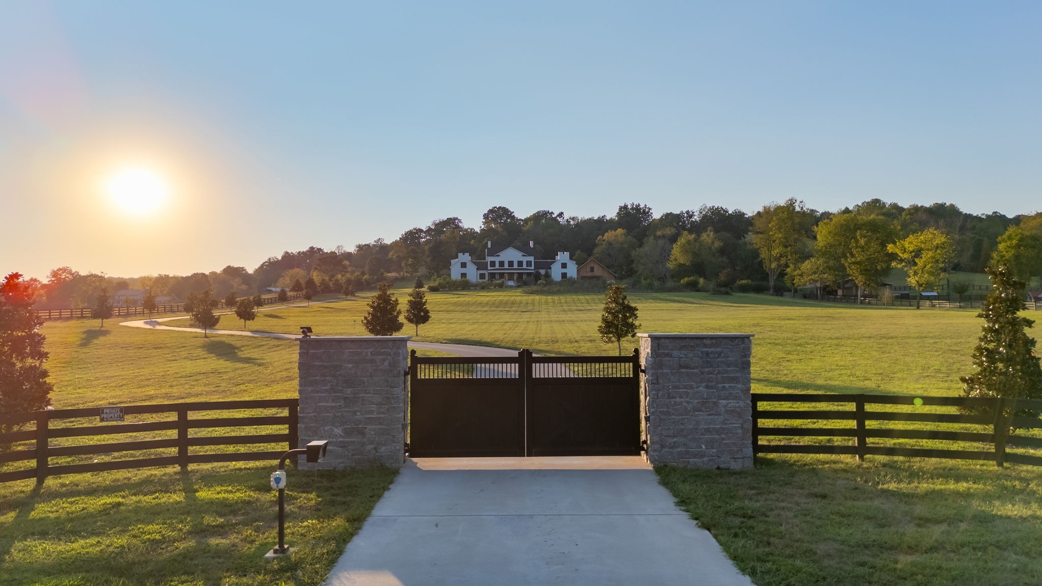 5495 Leipers Creek Rd