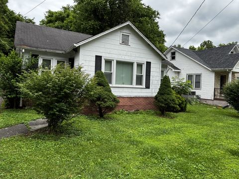 517 S Murray St Gainesboro TN 38562