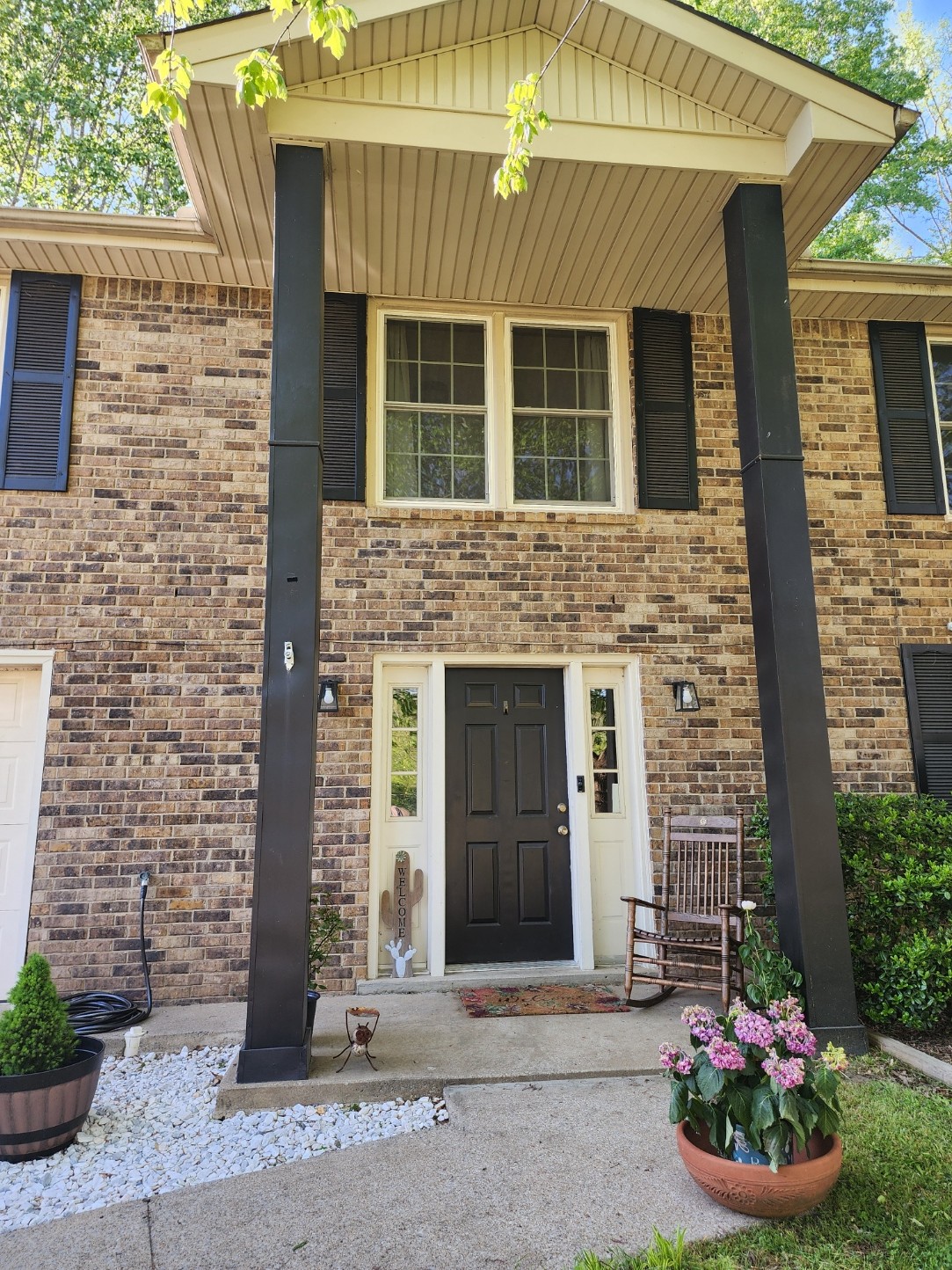 404 Warren Cir