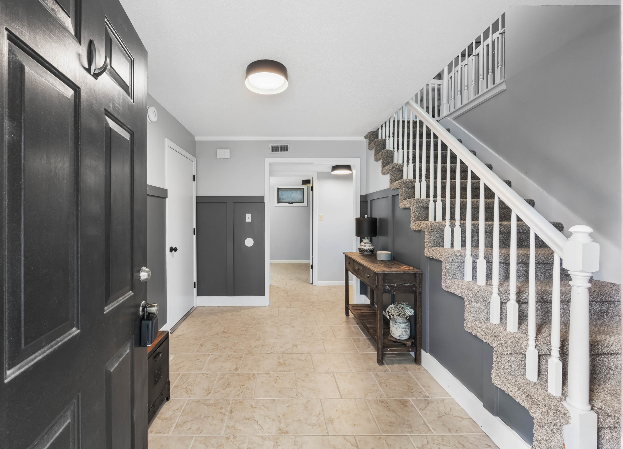 404 Warren Cir