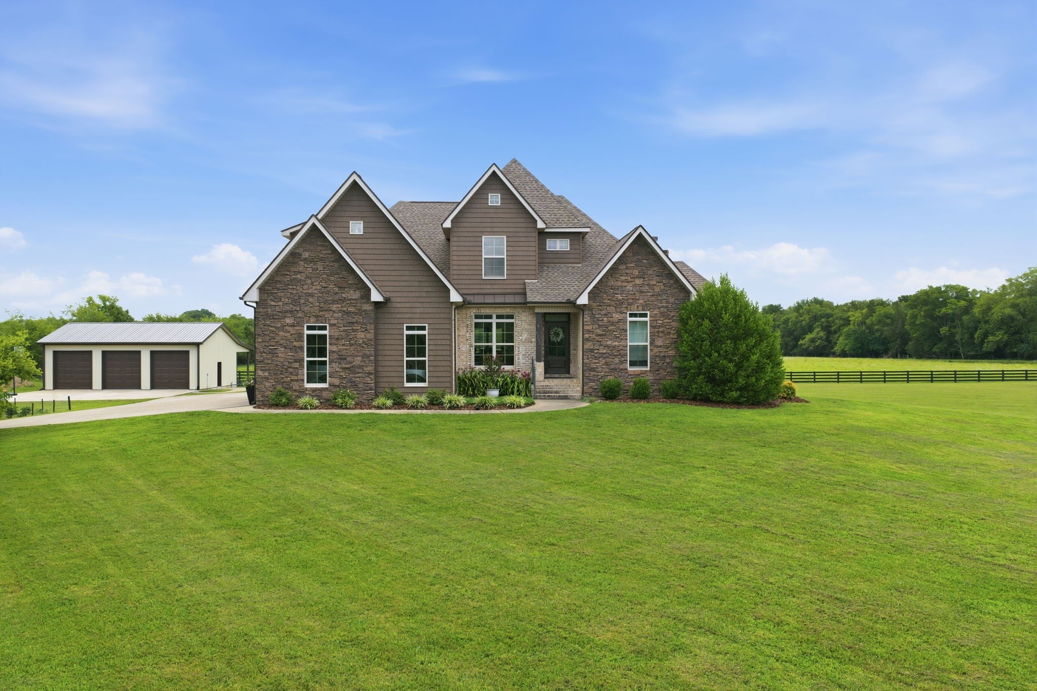 4555 Webb Rd