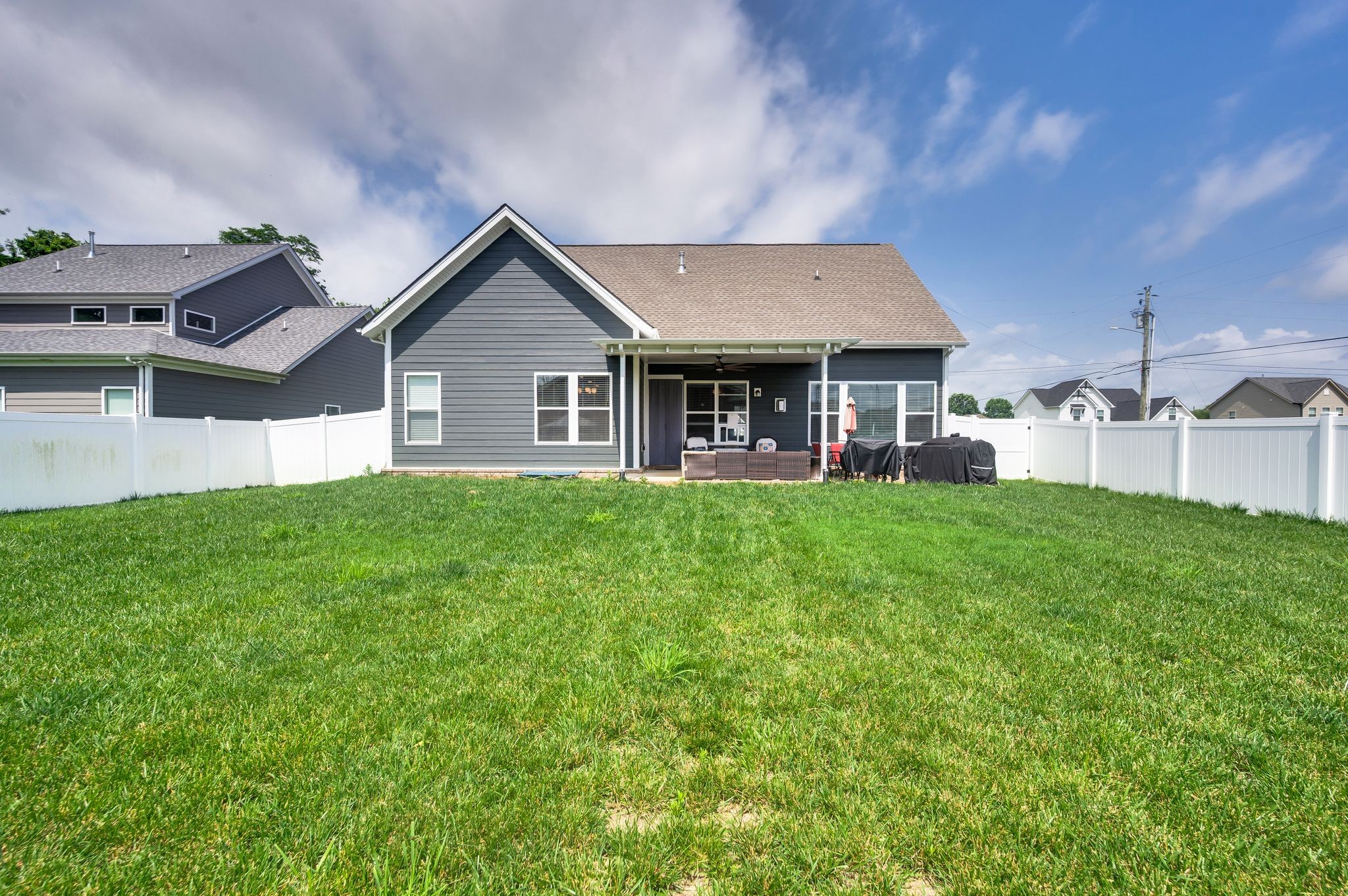 Mount Juliet, Tennessee 37122, United States, 4 Bedrooms Bedrooms, ,3 BathroomsBathrooms,Residential,Active,155987