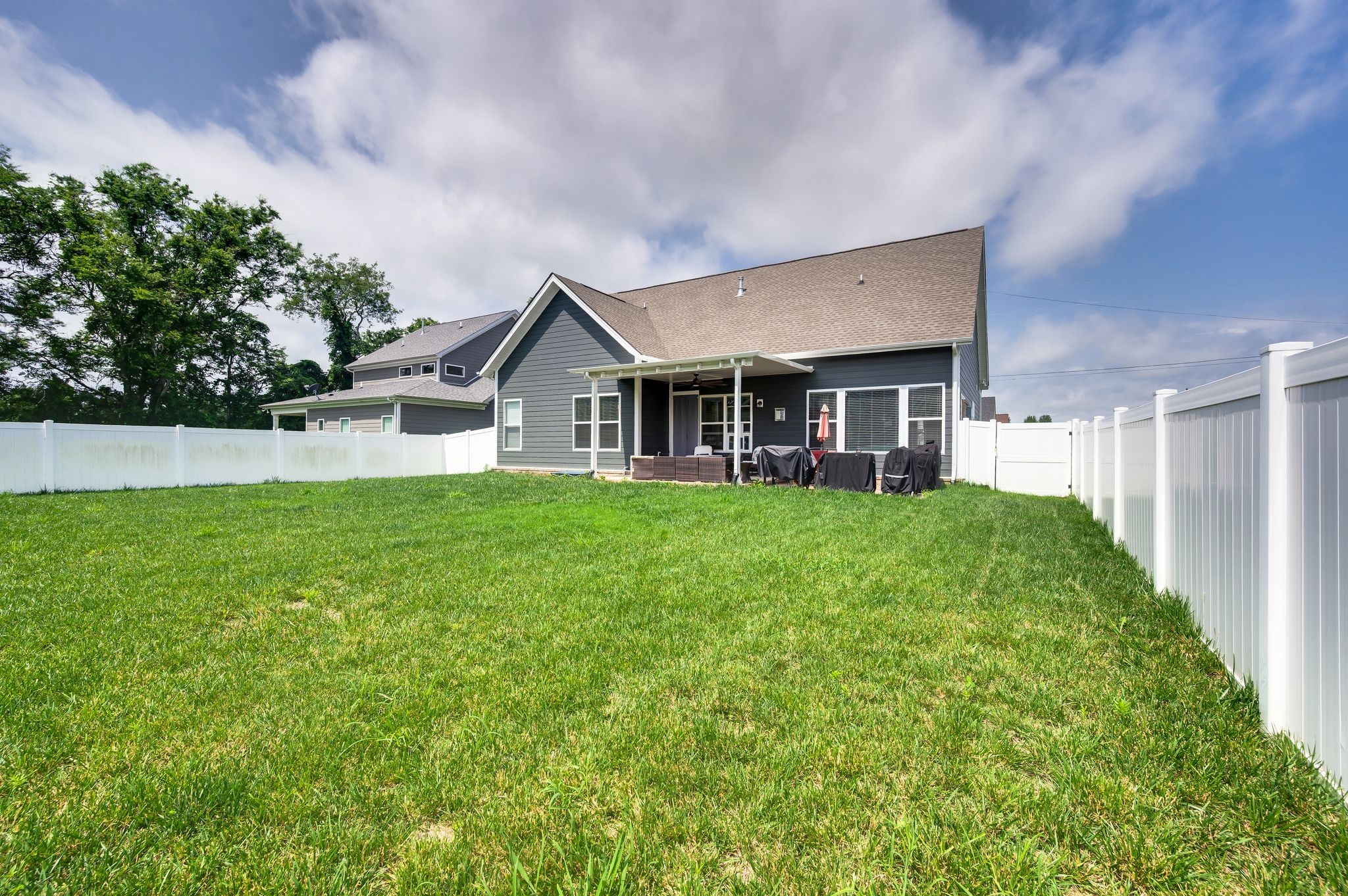 Mount Juliet, Tennessee 37122, United States, 4 Bedrooms Bedrooms, ,3 BathroomsBathrooms,Residential,Active,155987